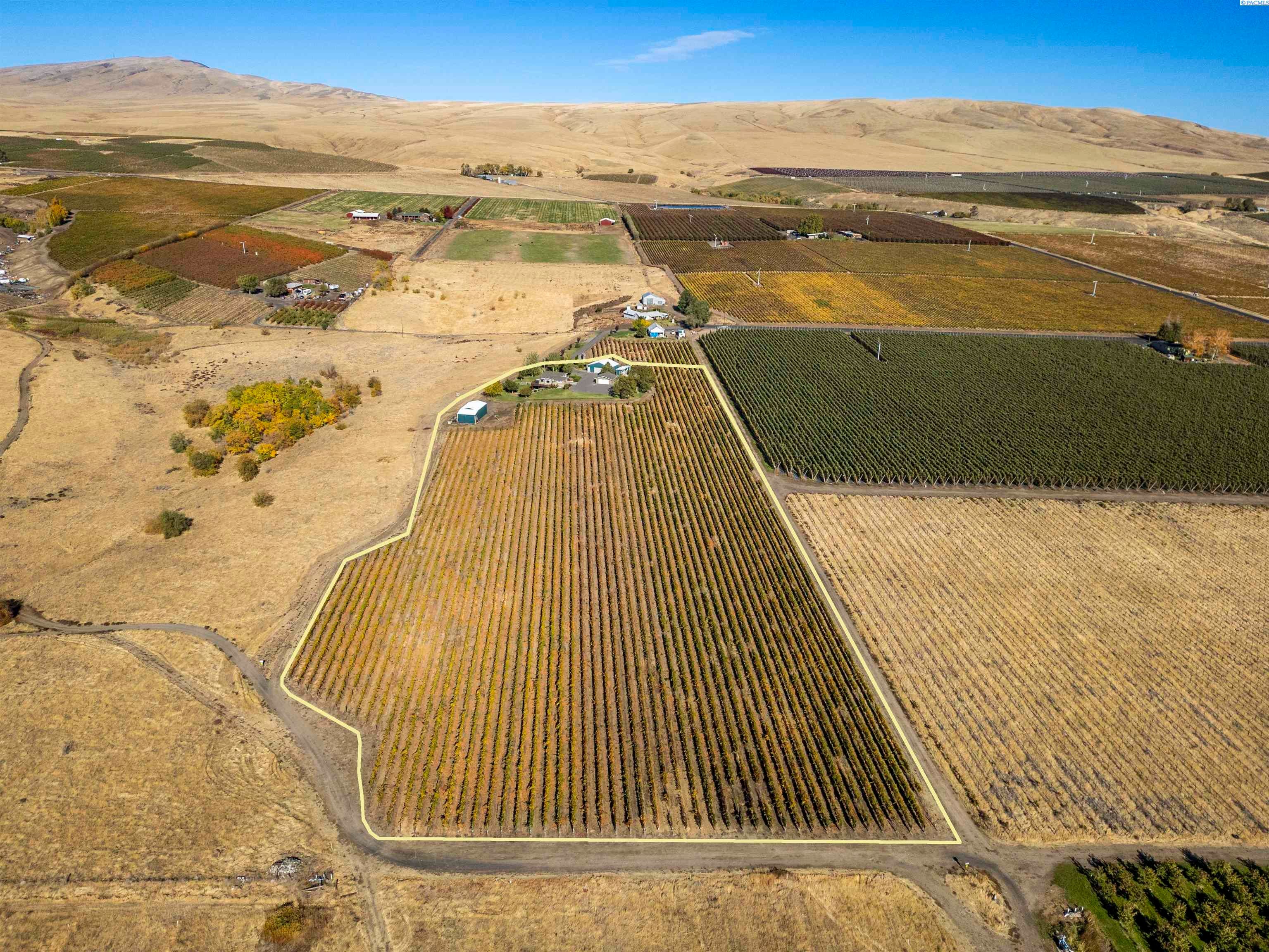 Benton City, Washington, 99320, United States, 3 Bedrooms Bedrooms, ,2 BathroomsBathrooms,Residential,For Sale,1992566