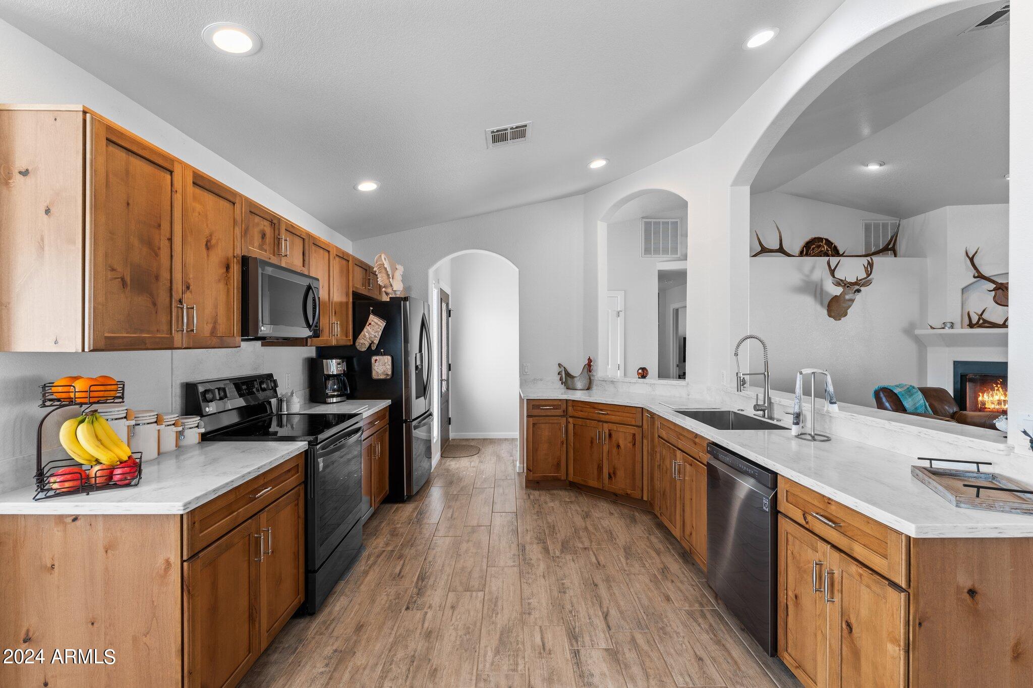 Wickenburg, Arizona, 85390, United States, 3 Bedrooms Bedrooms, ,2 BathroomsBathrooms,Residential,For Sale,1943479