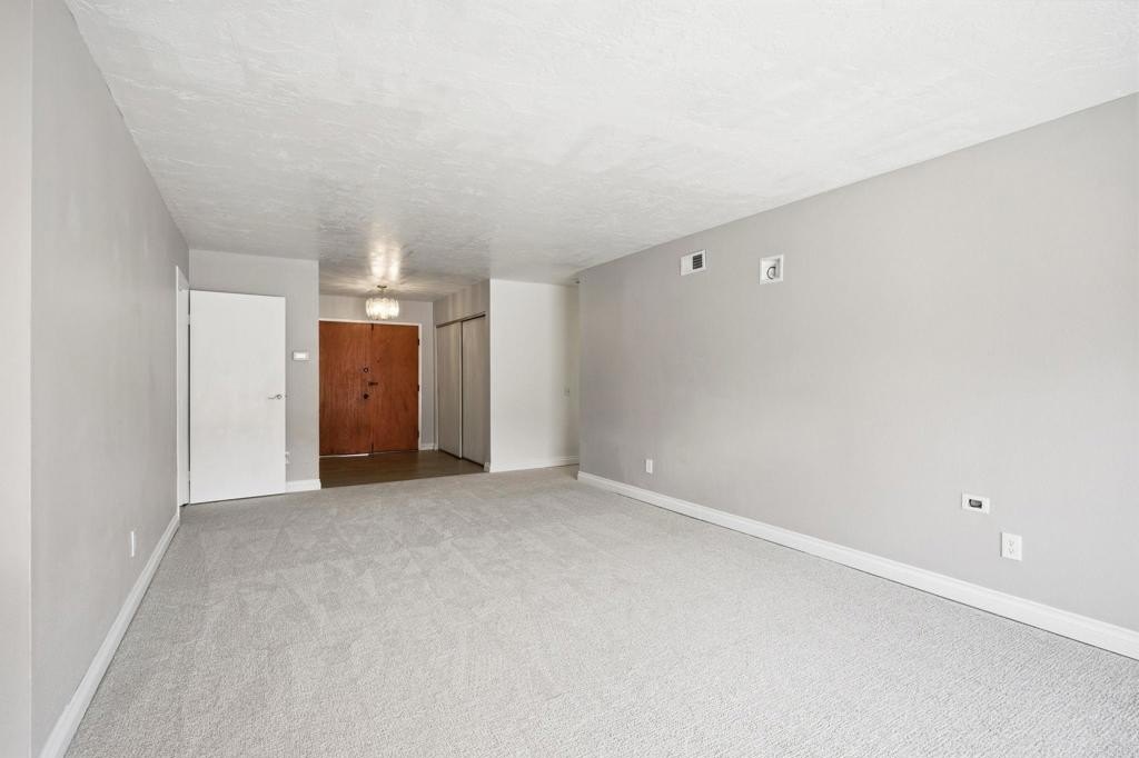 Escondido, California, 92027, United States, 4 Bedrooms Bedrooms, ,2 BathroomsBathrooms,Residential,For Sale,1997139