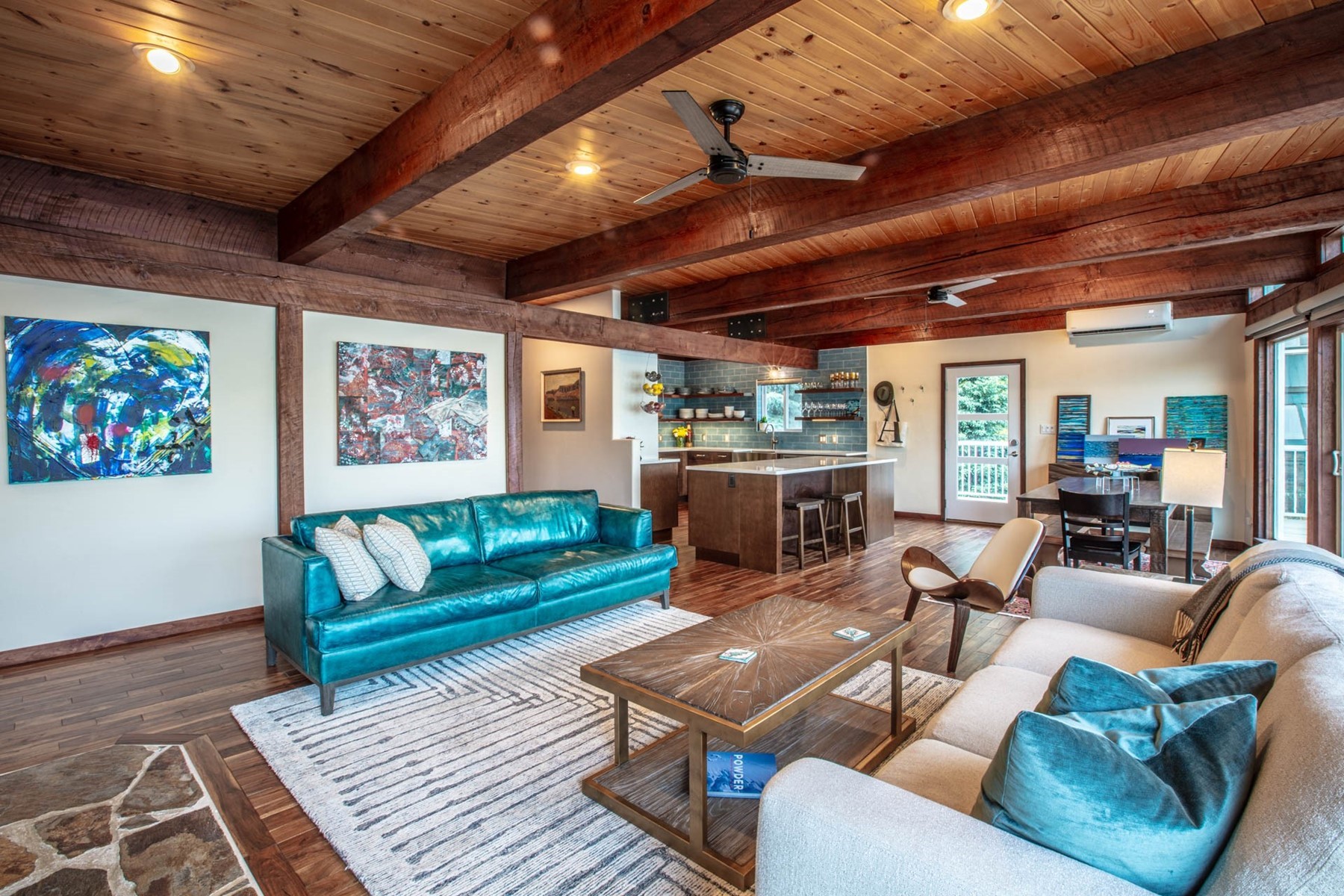  Renovated Waterfront Retreat with Private Dock & Guest Barn - 物件實景