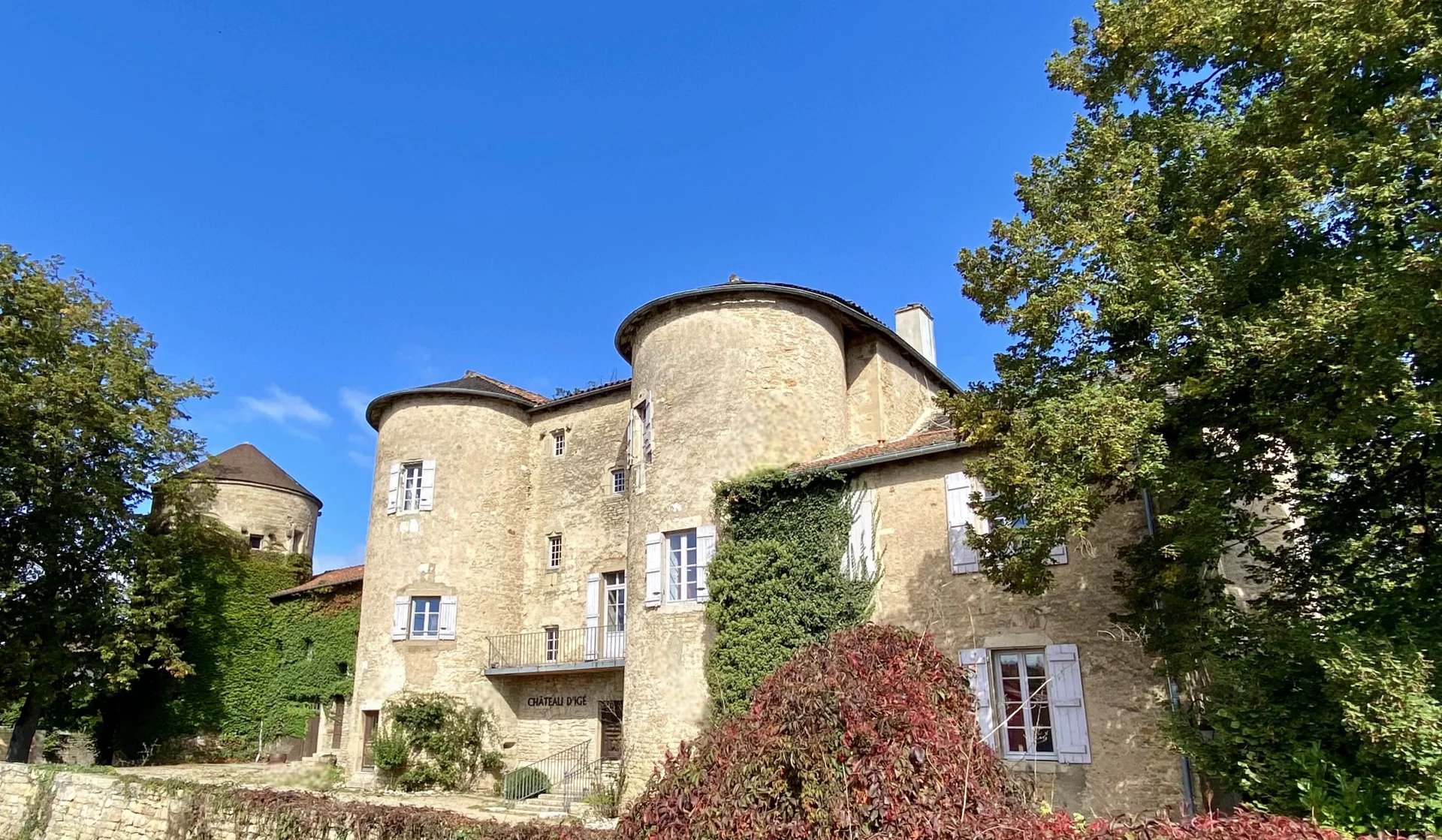 Igé, Burgundy-Franche-Comté, 71960, FR, 17 Bedrooms Bedrooms, ,29 BathroomsBathrooms,Residential,For Sale,1994711