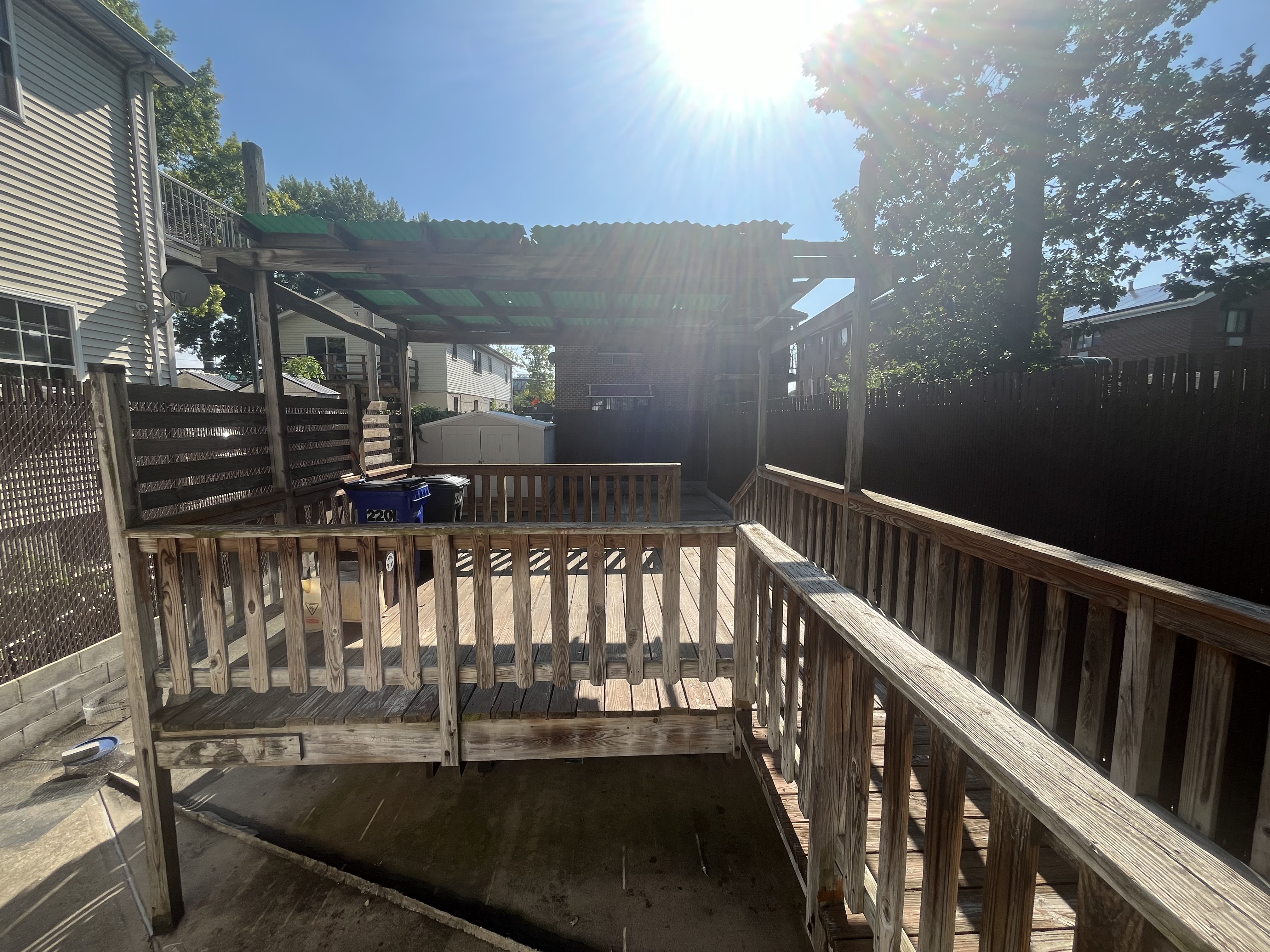 Bronx, New York, 10475, United States, 3 Bedrooms Bedrooms, ,2 BathroomsBathrooms,Residential,For Sale,1974345