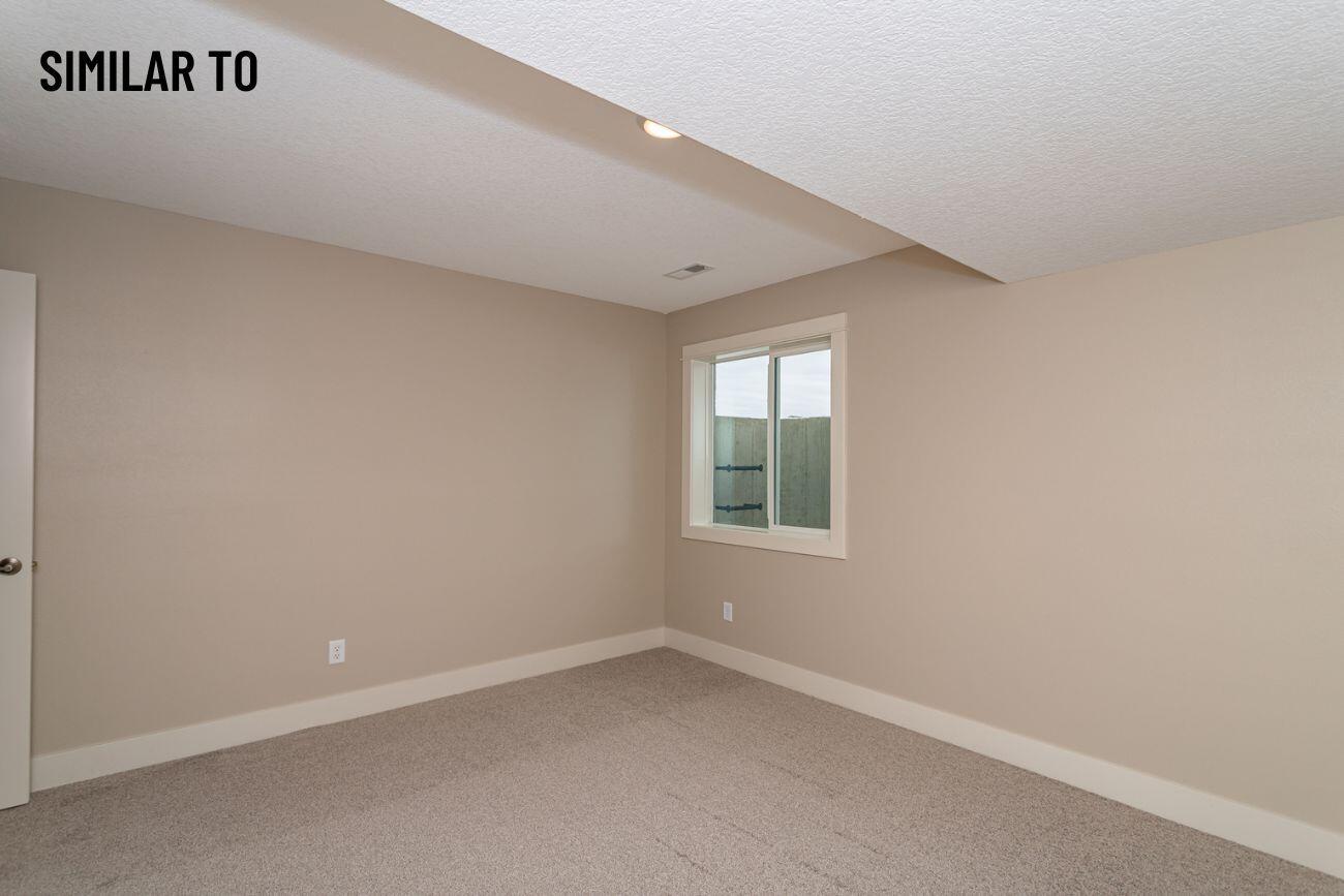 Huxley, Iowa, 50124, United States, 5 Bedrooms Bedrooms, ,3 BathroomsBathrooms,Residential,For Sale,1979584