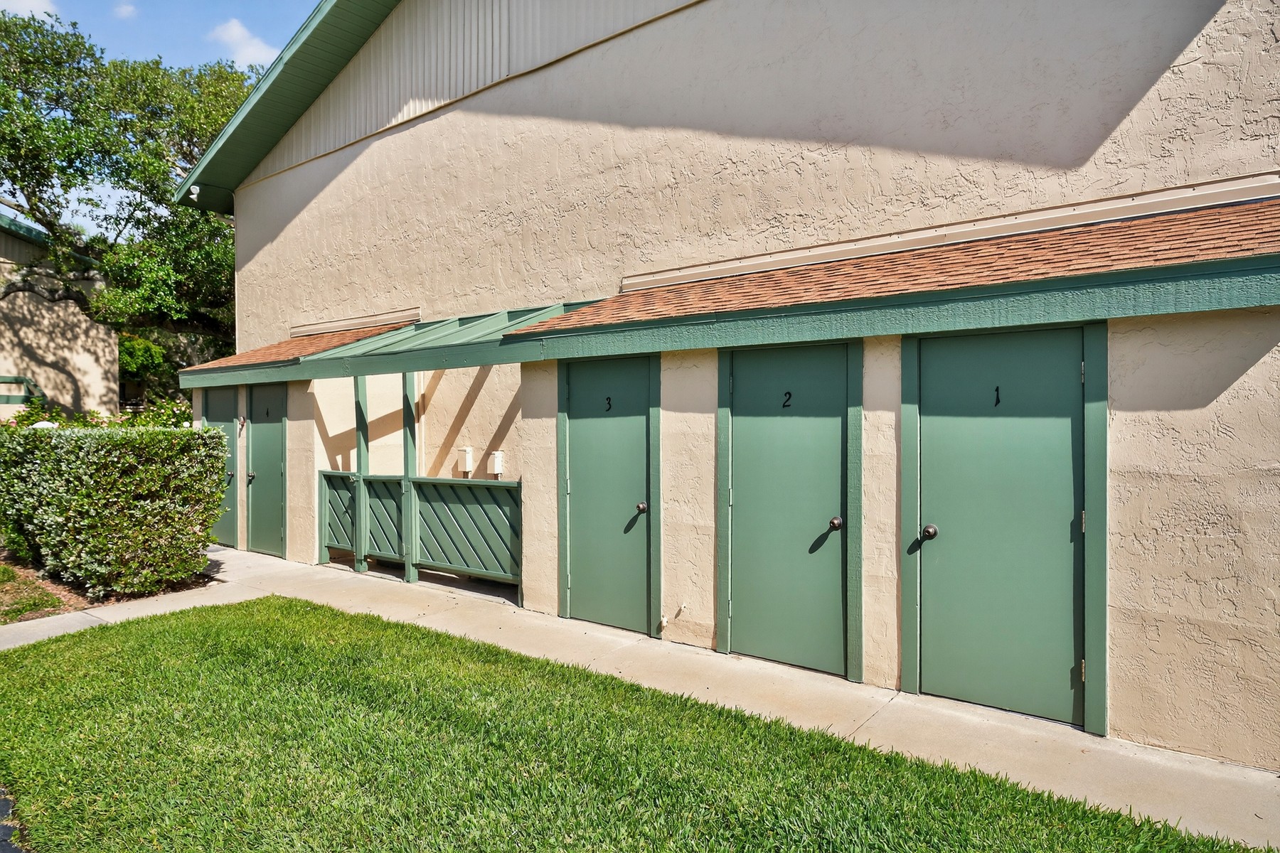  910 E Causeway Boulevard, Vero Beach, FL, 32963 - 物件實景