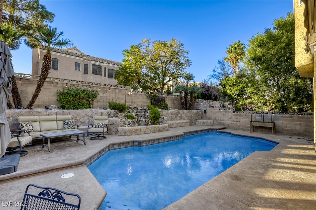 Las Vegas, Nevada, 89128, United States, 3 Bedrooms Bedrooms, ,3 BathroomsBathrooms,Residential,For Sale,1984835