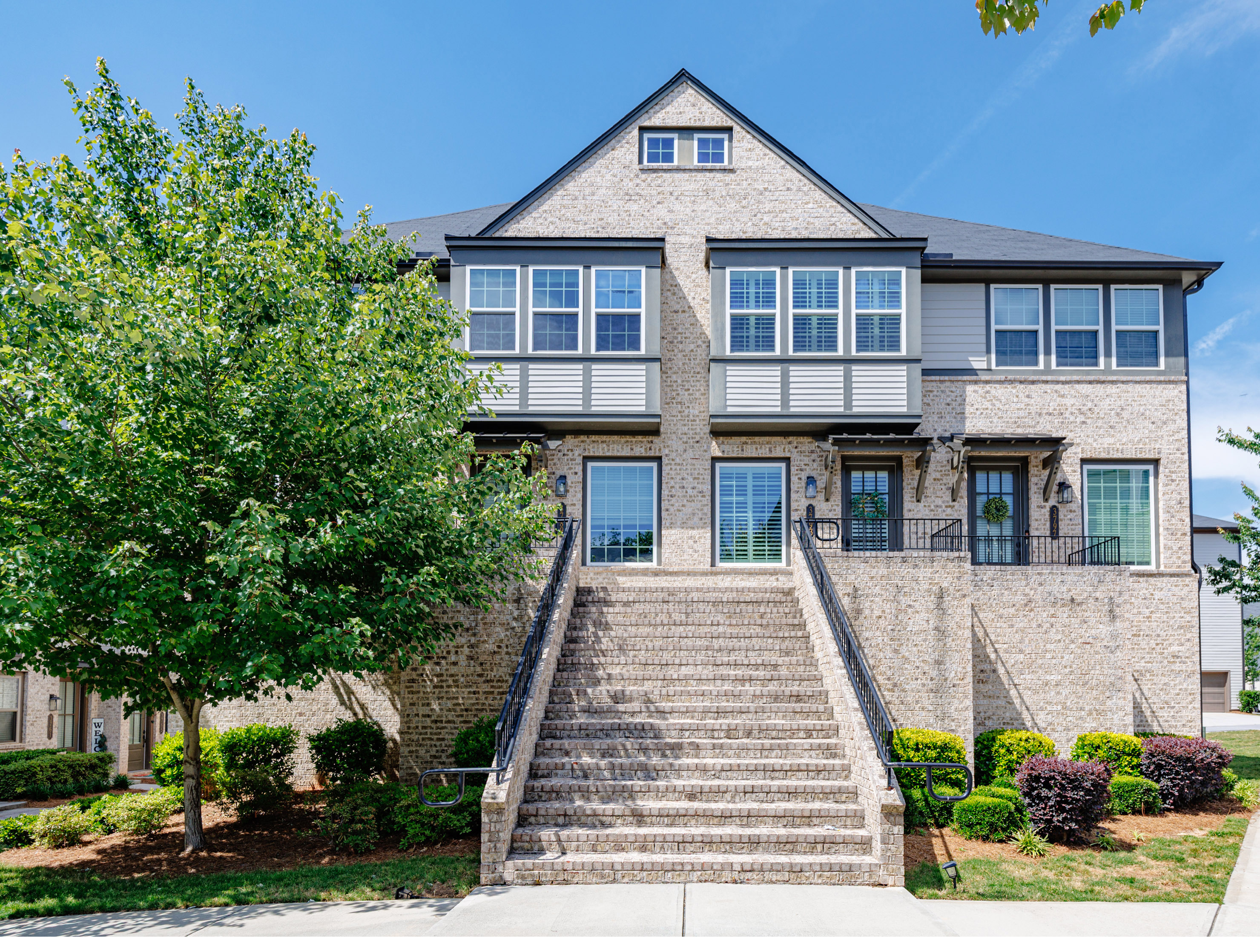  Beautifully Upgraded End Unit Townhome in the Heart of Vinings - 物件實景