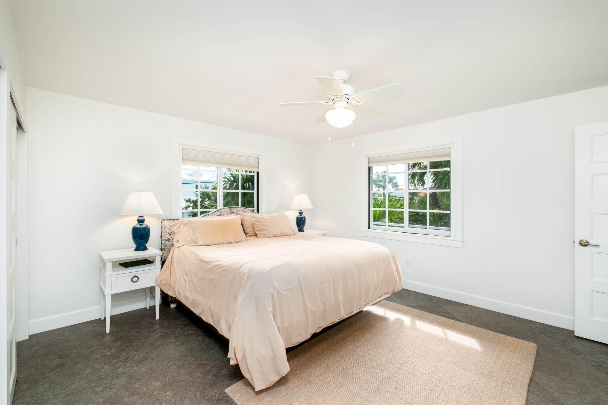 ISLAMORADA, Florida, 33036, United States, 2 Bedrooms Bedrooms, ,2 BathroomsBathrooms,Residential,For Sale,1994790