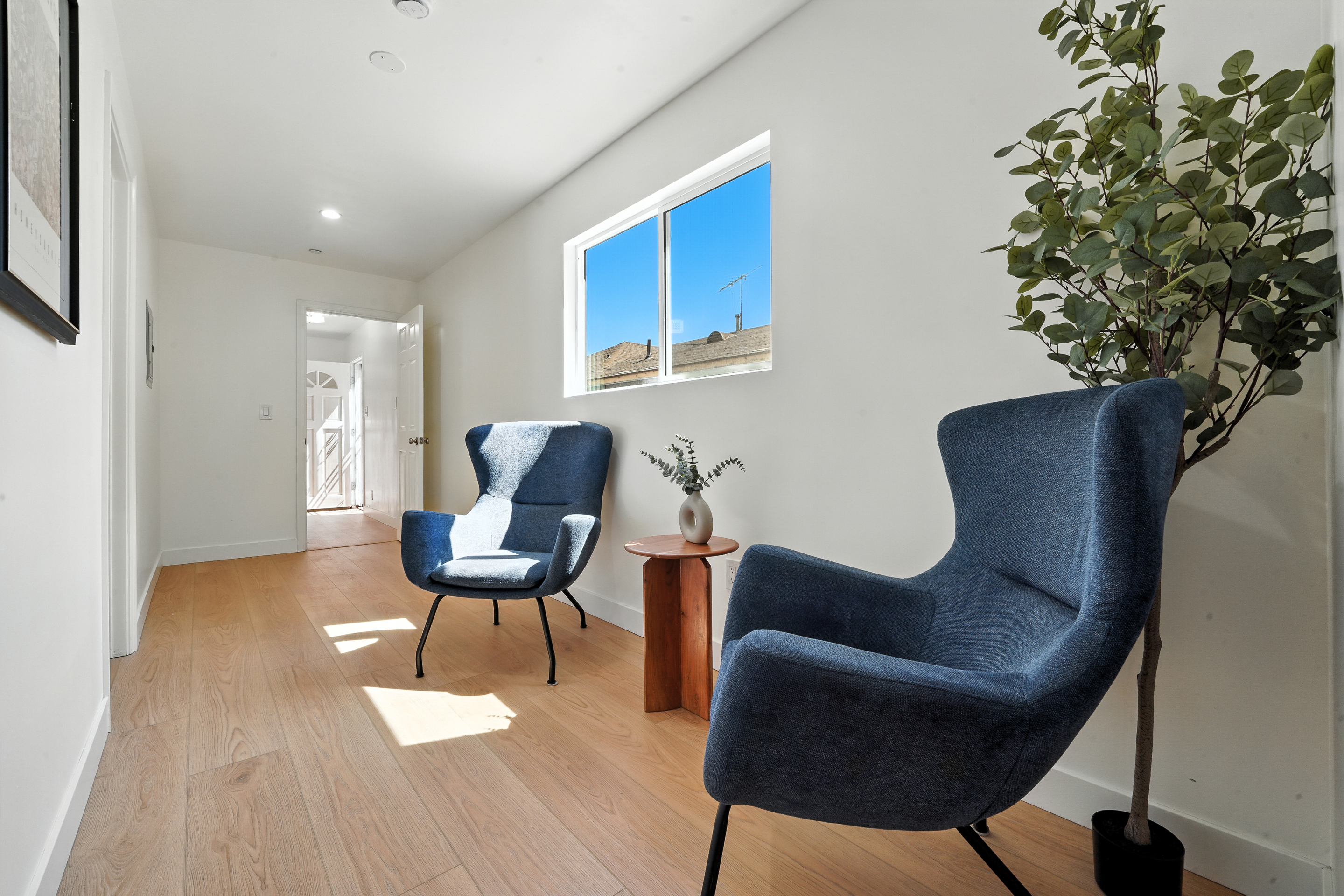 Los Angeles, California, 90042, United States, 3 Bedrooms Bedrooms, ,3 BathroomsBathrooms,Residential,For Sale,1909729