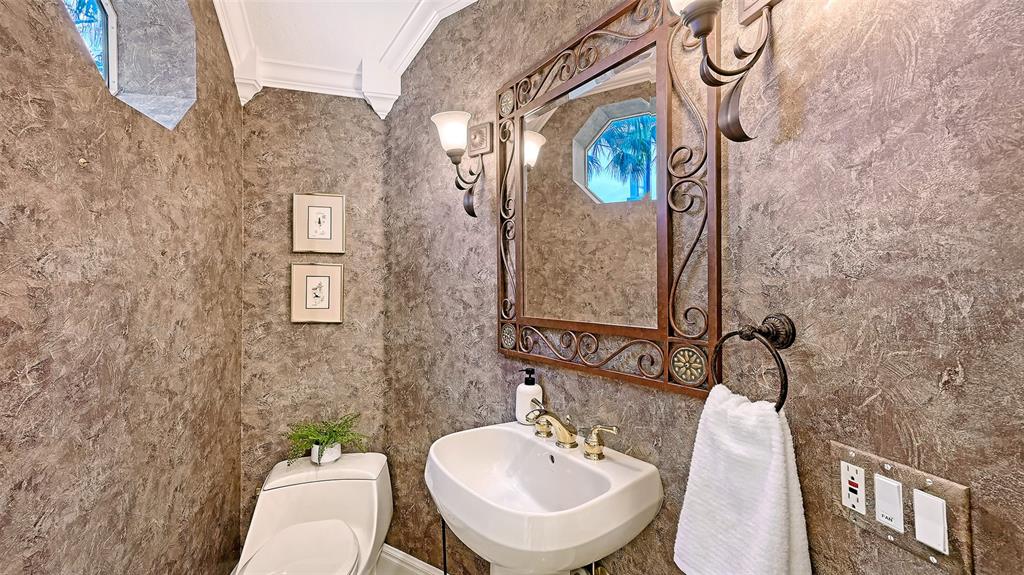 Sarasota, Florida, 34238, United States, 4 Bedrooms Bedrooms, ,5 BathroomsBathrooms,Residential,For Sale,1992951