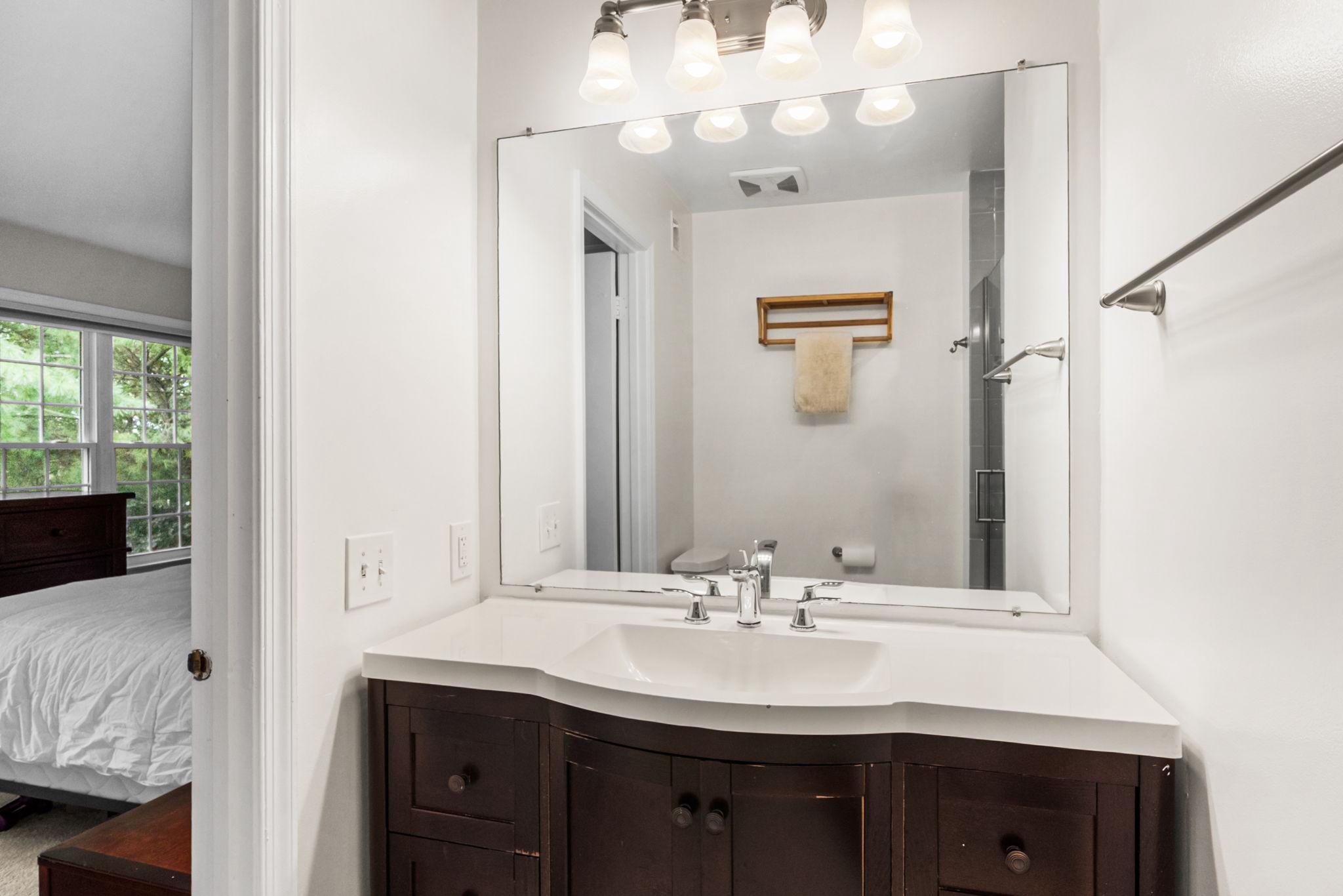  2923C S Woodley Street, Arlington, VA, 22206 - 物件實景