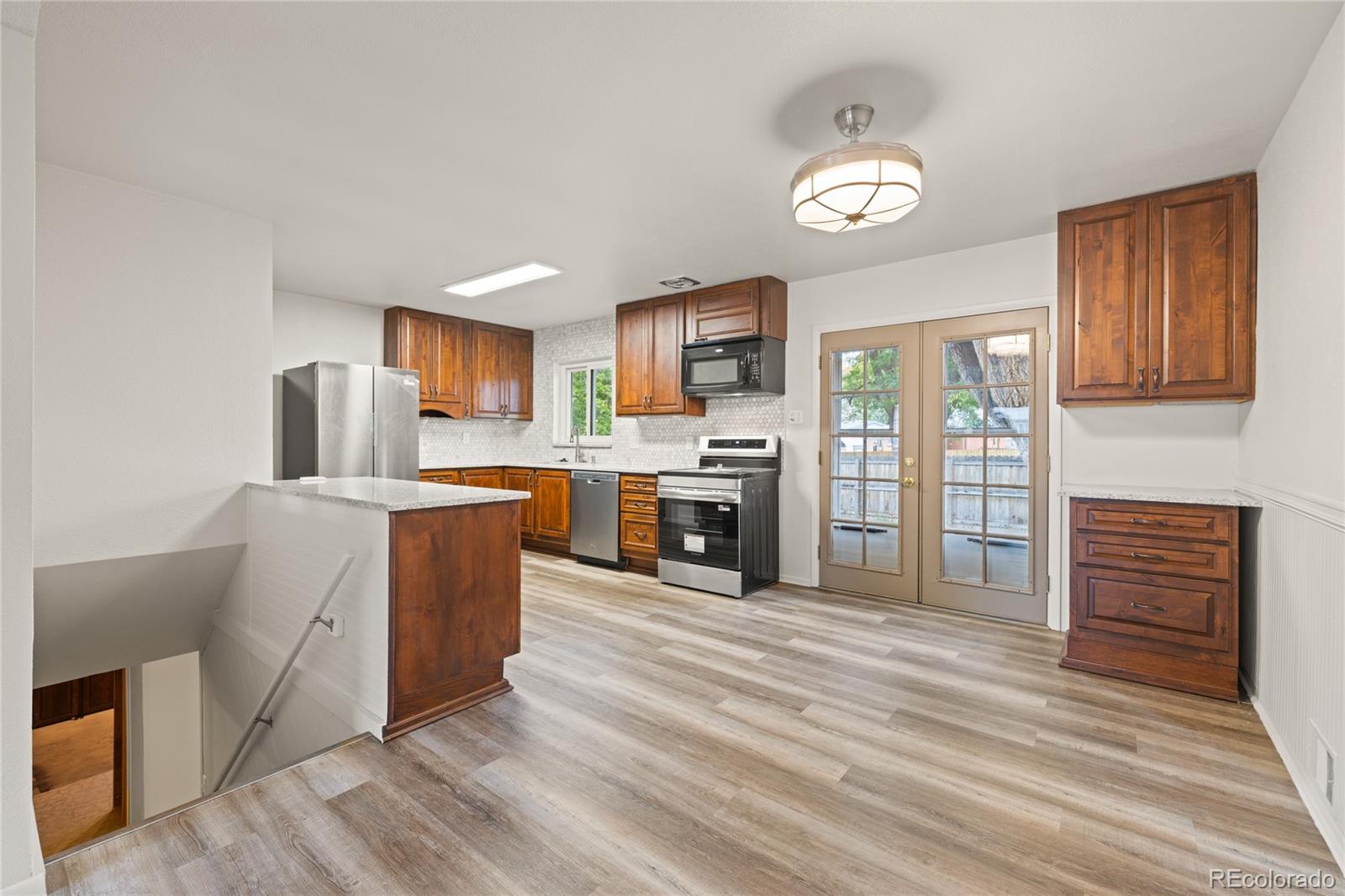 Arvada, Colorado, 80004, United States, 4 Bedrooms Bedrooms, ,2 BathroomsBathrooms,Residential,For Sale,1986117