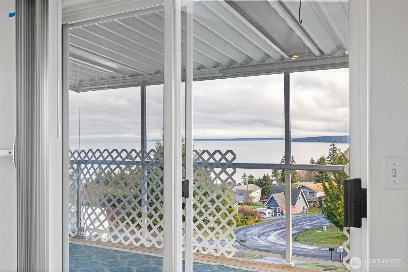 Sequim, Washington, 98382, United States, 3 Bedrooms Bedrooms, ,2 BathroomsBathrooms,Residential,For Sale,2010720