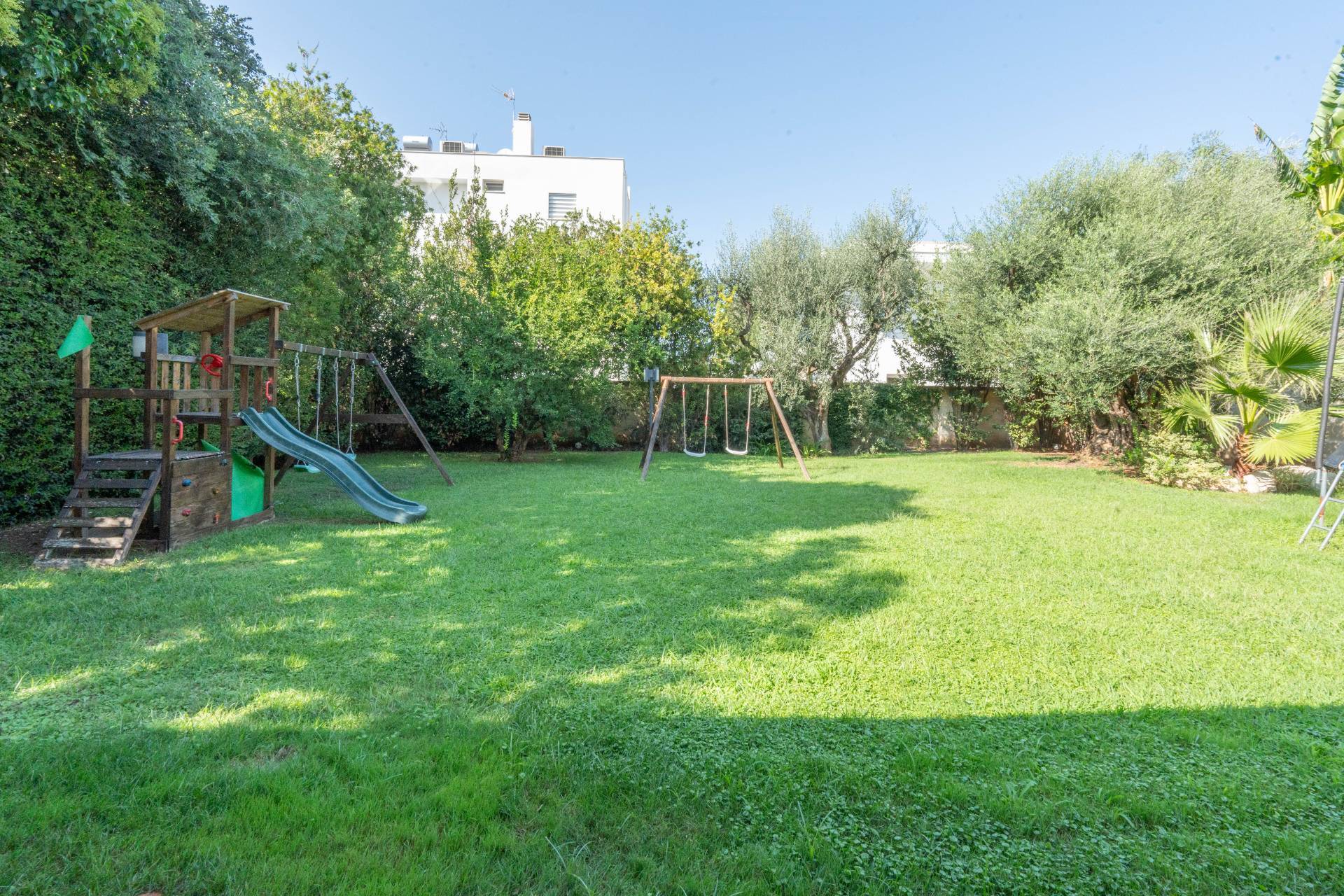 Corso Alcide De Gasperi, Bari, Bari, 70100, IT, 3 Bedrooms Bedrooms, ,4 BathroomsBathrooms,Residential,For Sale,Corso Alcide De Gasperi,1628155