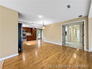 Montreal, Missouri, 65591, United States, 5 Bedrooms Bedrooms, ,2 BathroomsBathrooms,Residential,For Sale,1949830