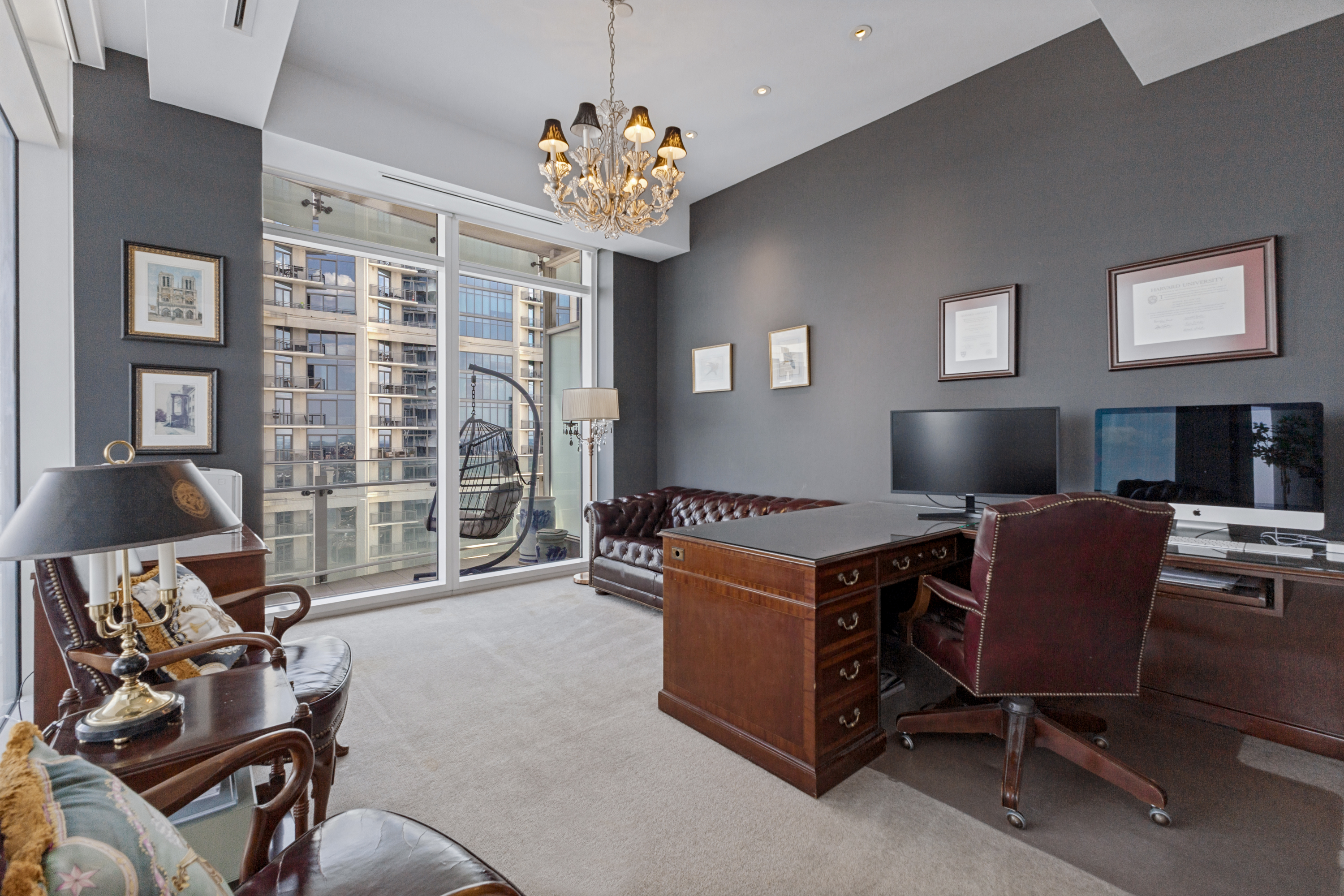  Elevated Living Above the Dallas Arts District - 物件實景
