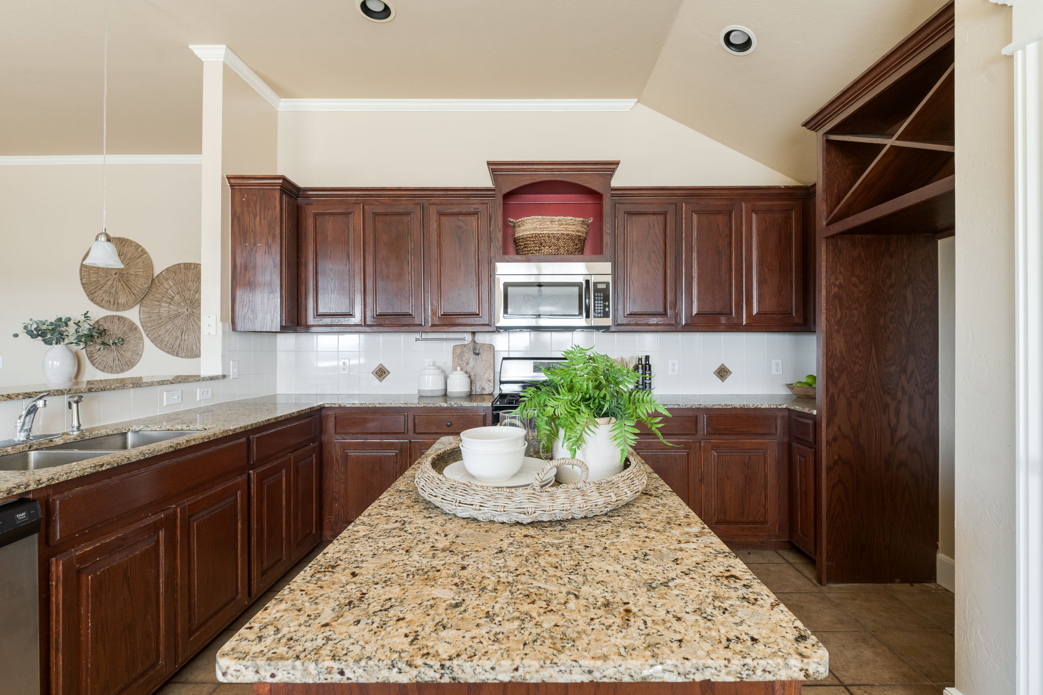  16428 Village Common Drive, Edmond, OK 73013 - 物件實景