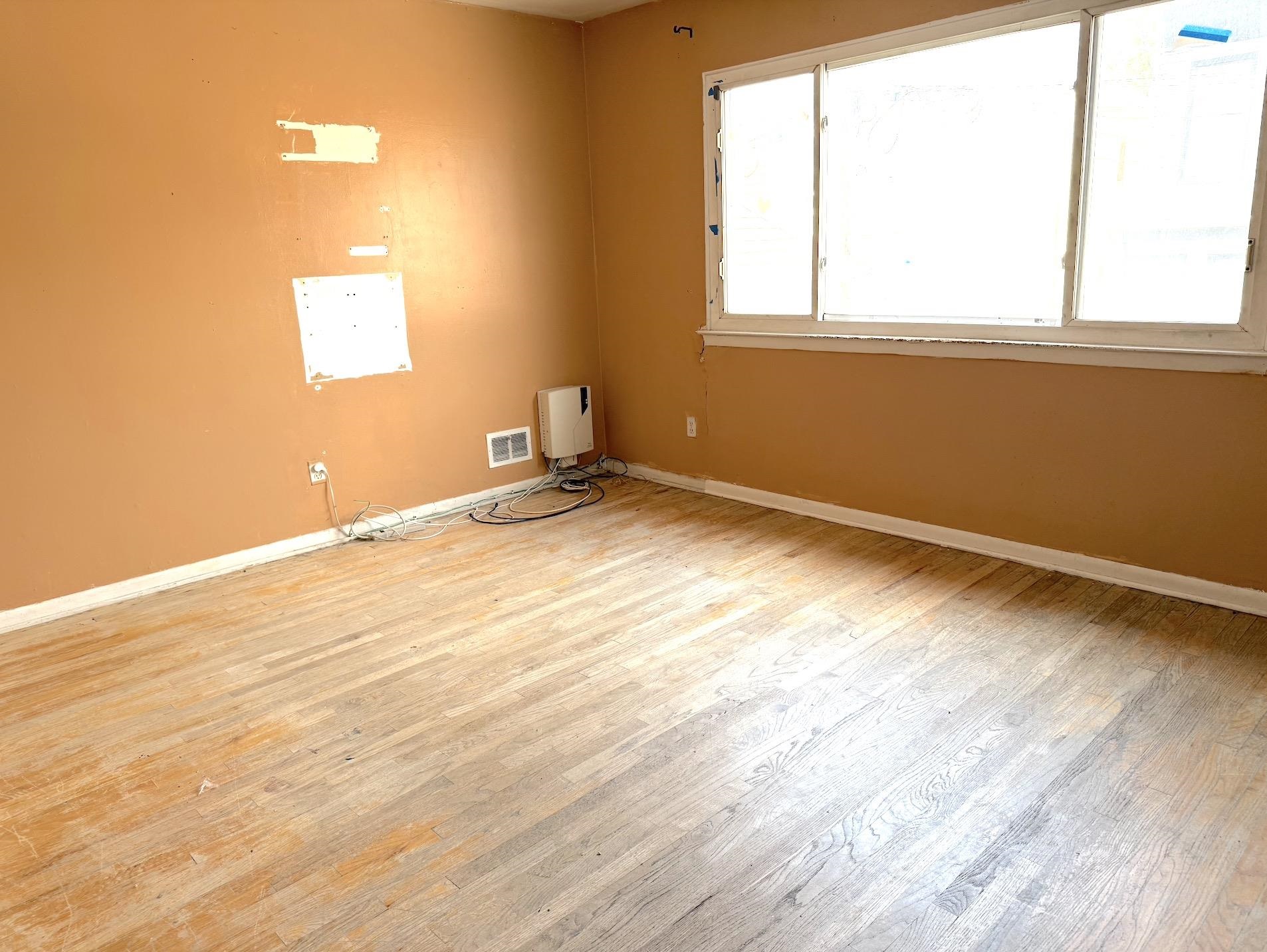 North Bergen, New Jersey, 07407, United States, 3 Bedrooms Bedrooms, ,1 BathroomBathrooms,Residential,For Sale,1876310