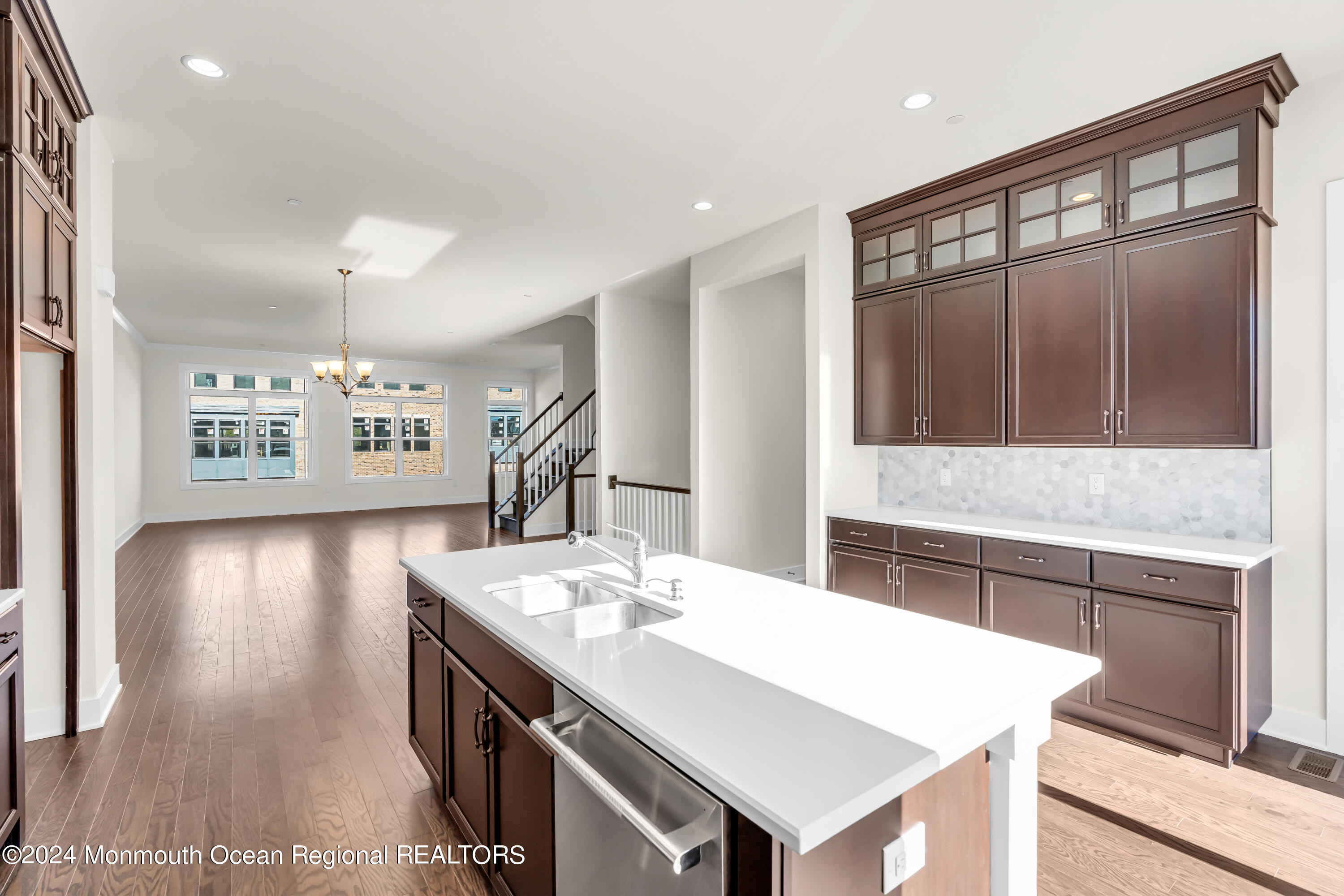 Middletown, New Jersey, 07748, United States, 4 Bedrooms Bedrooms, ,4 BathroomsBathrooms,Residential,For Sale,2001842