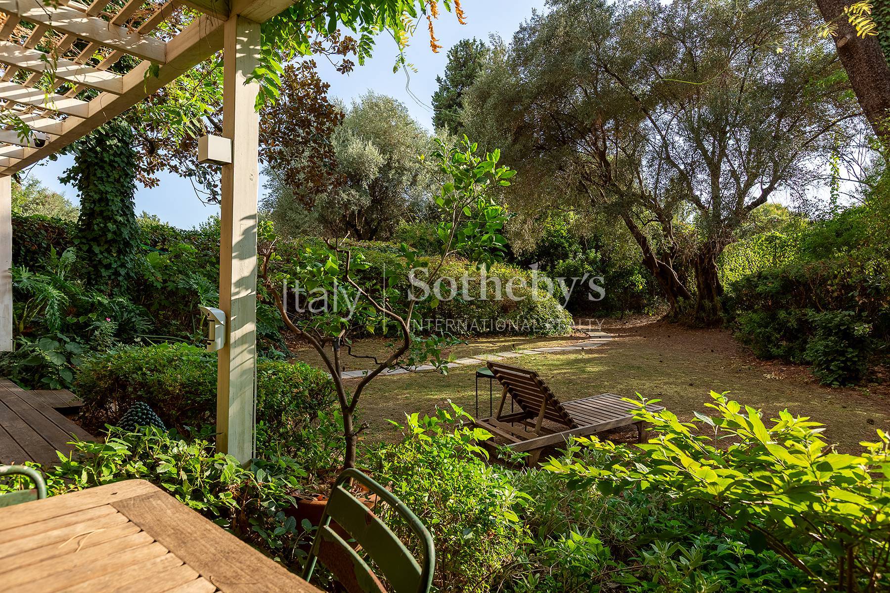  Elegant apartment with large private garden - 物件實景