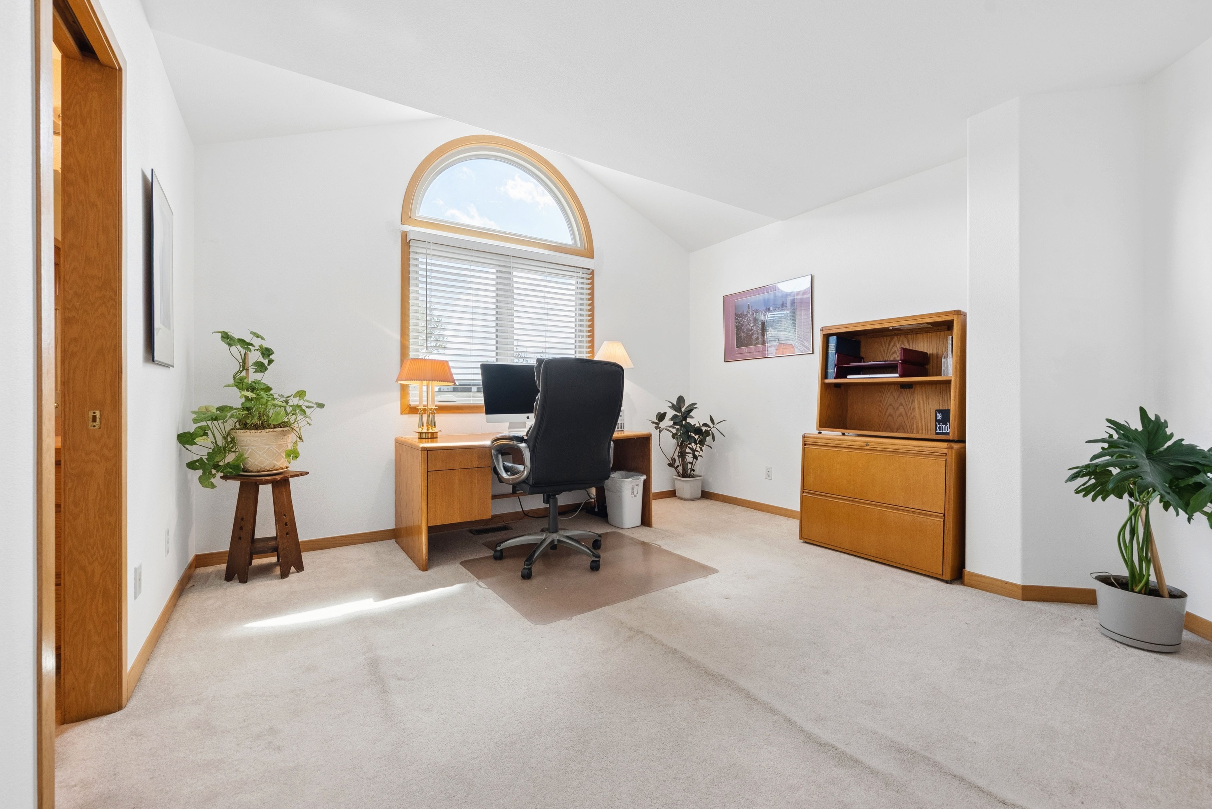  Custom Built Home on a Rolling 1.5 Acre Lot in Highly Desired Paradise Hills - 物件實景