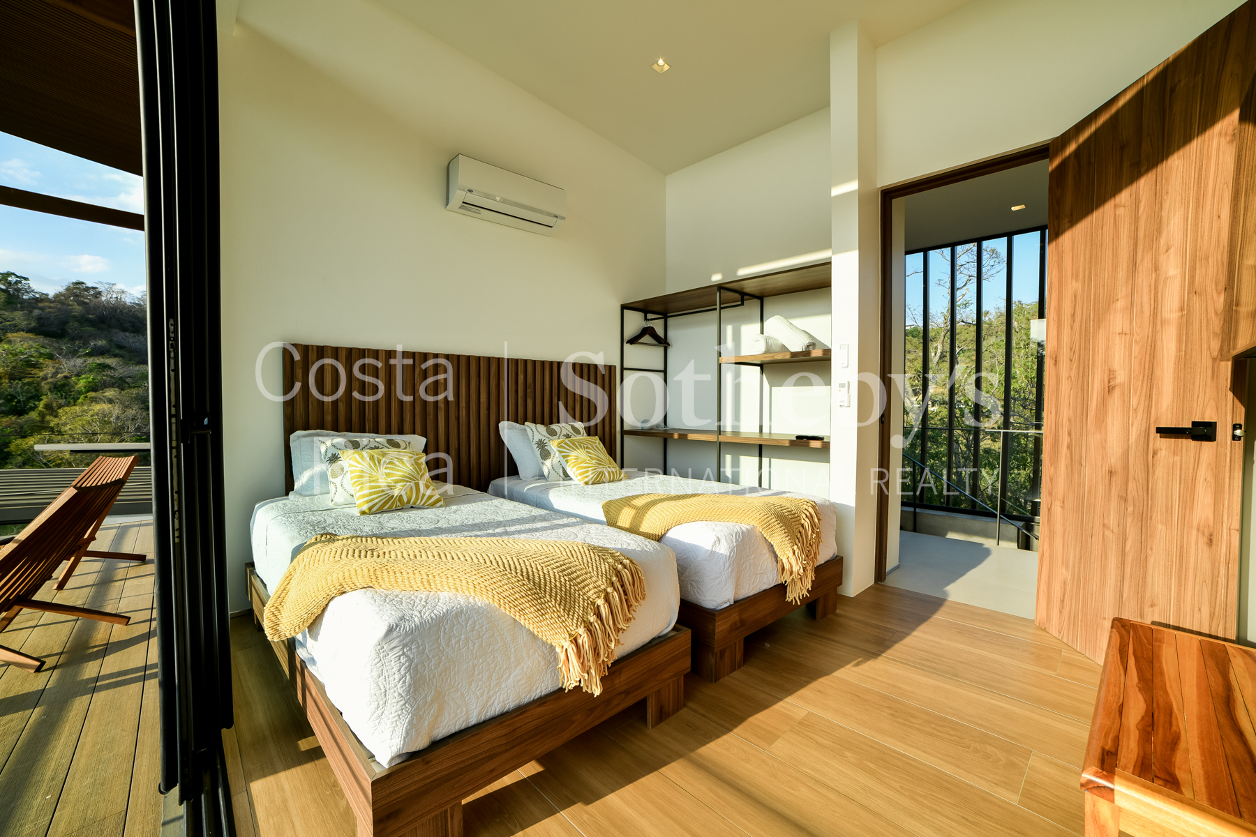  Panoramic Ocean & Mountain View Home - 物件實景
