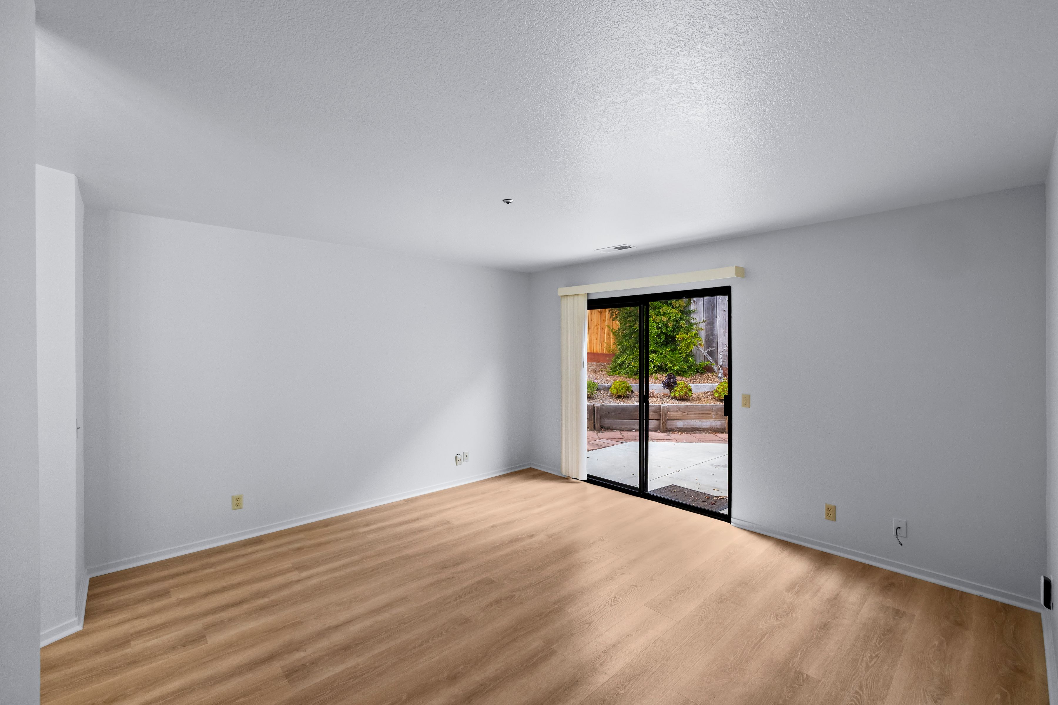 1140 Kimberly Court, Seaside - 物件實景
