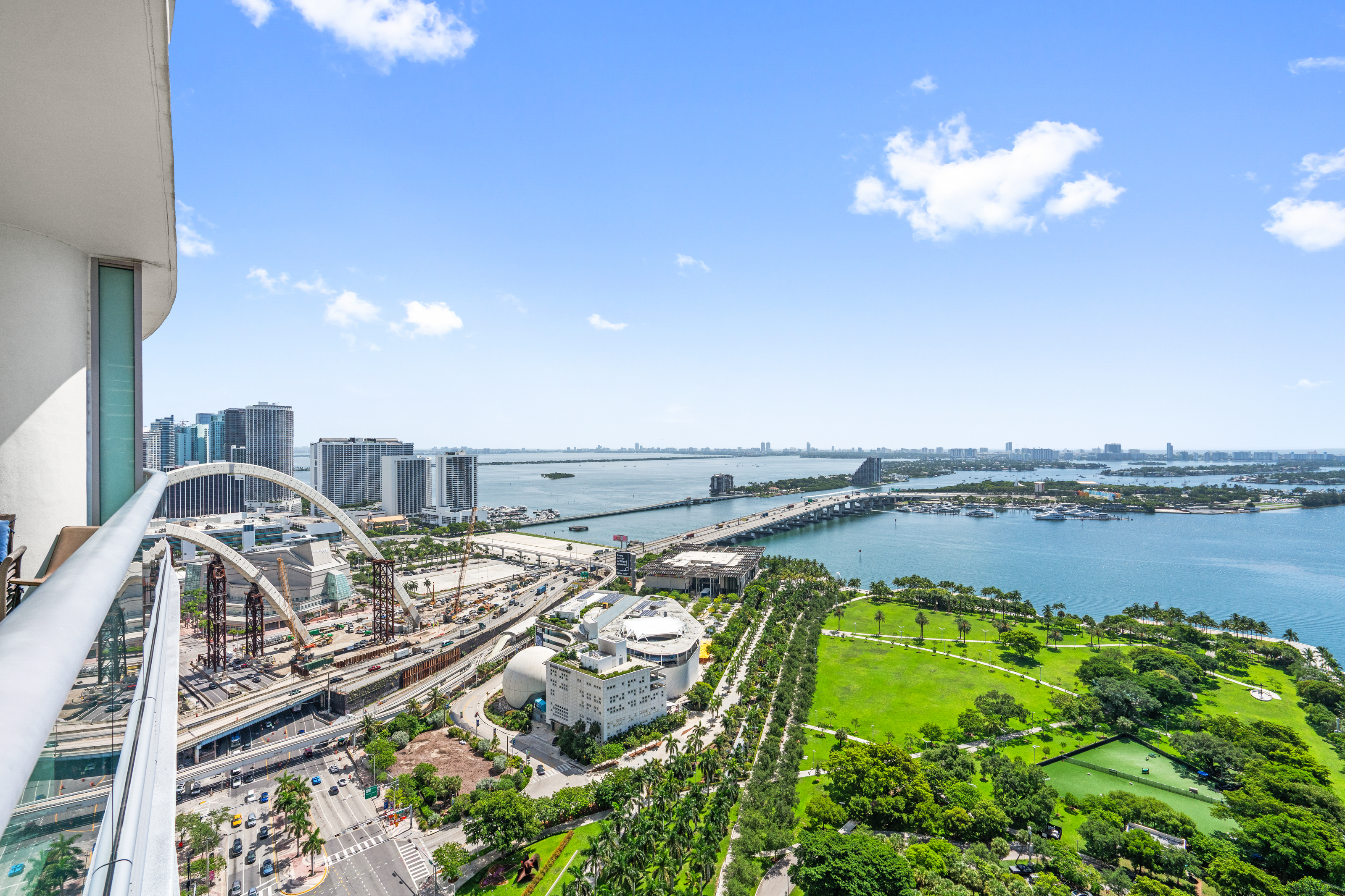  900 Biscayne Blvd, Miami, FL, 33132 - 物件實景