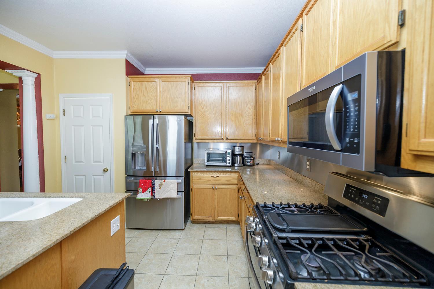 Merced, California, 95340, United States, 5 Bedrooms Bedrooms, ,3 BathroomsBathrooms,Residential,For Sale,1943664