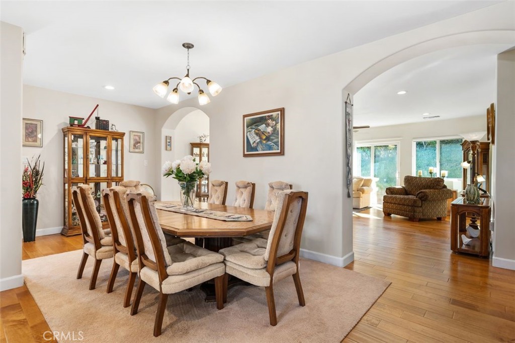 Torrance, California, 90505, United States, 4 Bedrooms Bedrooms, ,3 BathroomsBathrooms,Residential,For Sale,1992136