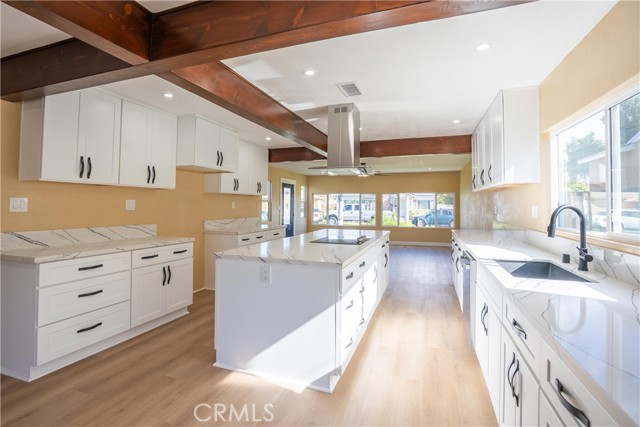 Long Beach, California, 90805, United States, 4 Bedrooms Bedrooms, ,2 BathroomsBathrooms,Residential,For Sale,2048127