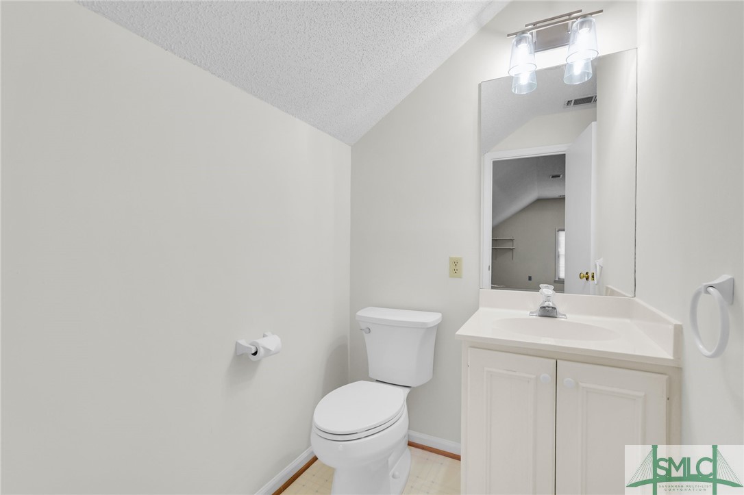 Savannah, Georgia, 31410, United States, 4 Bedrooms Bedrooms, ,4 BathroomsBathrooms,Residential,For Sale,1888568
