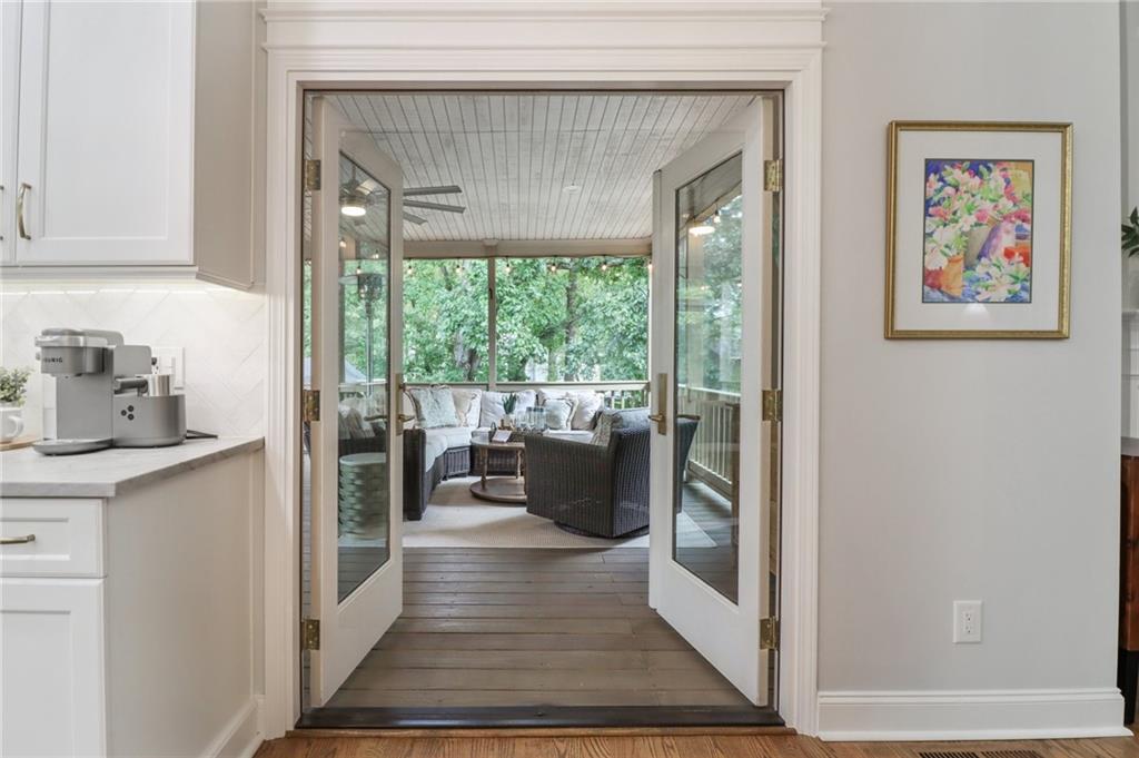 Alpharetta, Georgia, 30009, United States, 5 Bedrooms Bedrooms, ,4 BathroomsBathrooms,Residential,For Sale,1976407