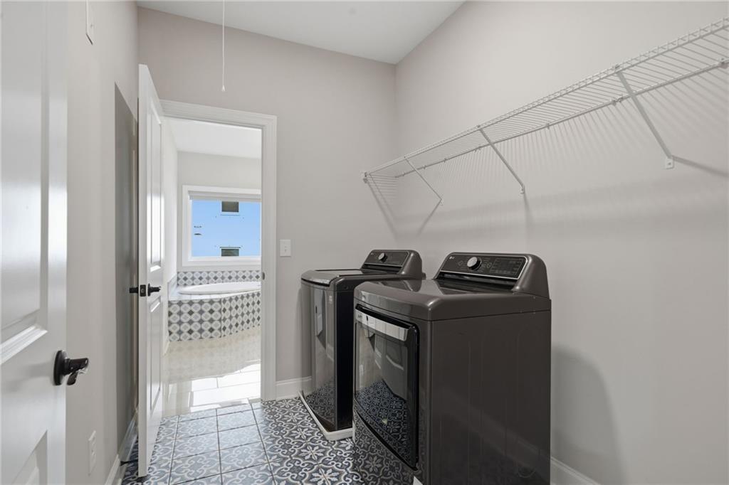 Cumming, Georgia, 30040, United States, 7 Bedrooms Bedrooms, ,6 BathroomsBathrooms,Residential,For Sale,2021532