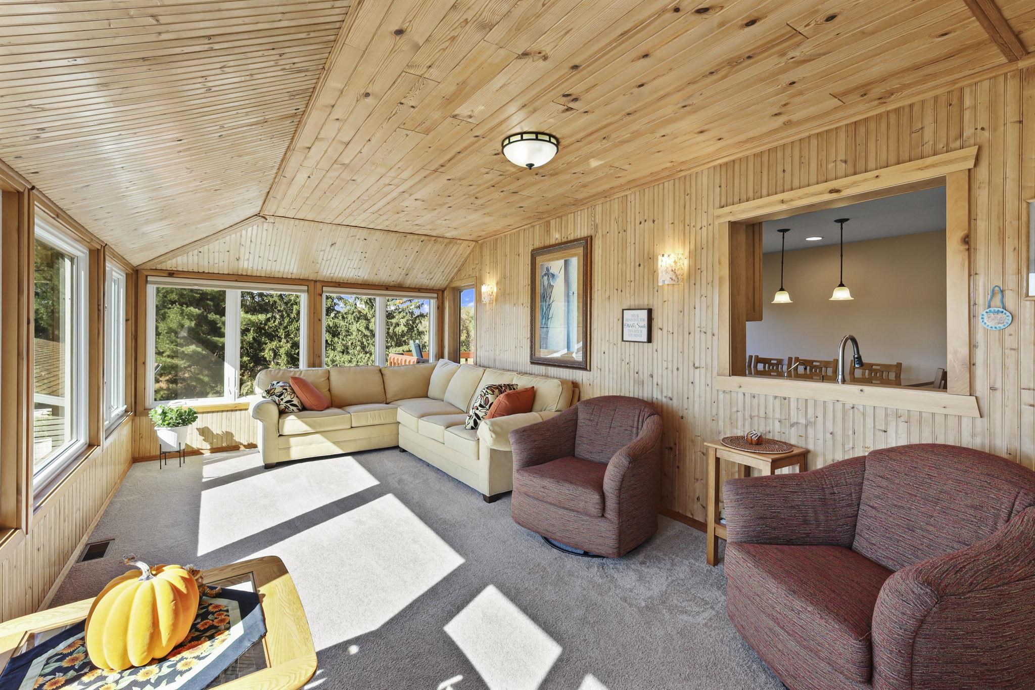 Plain, Wisconsin, 53577, United States, 4 Bedrooms Bedrooms, ,3 BathroomsBathrooms,Residential,For Sale,1974595