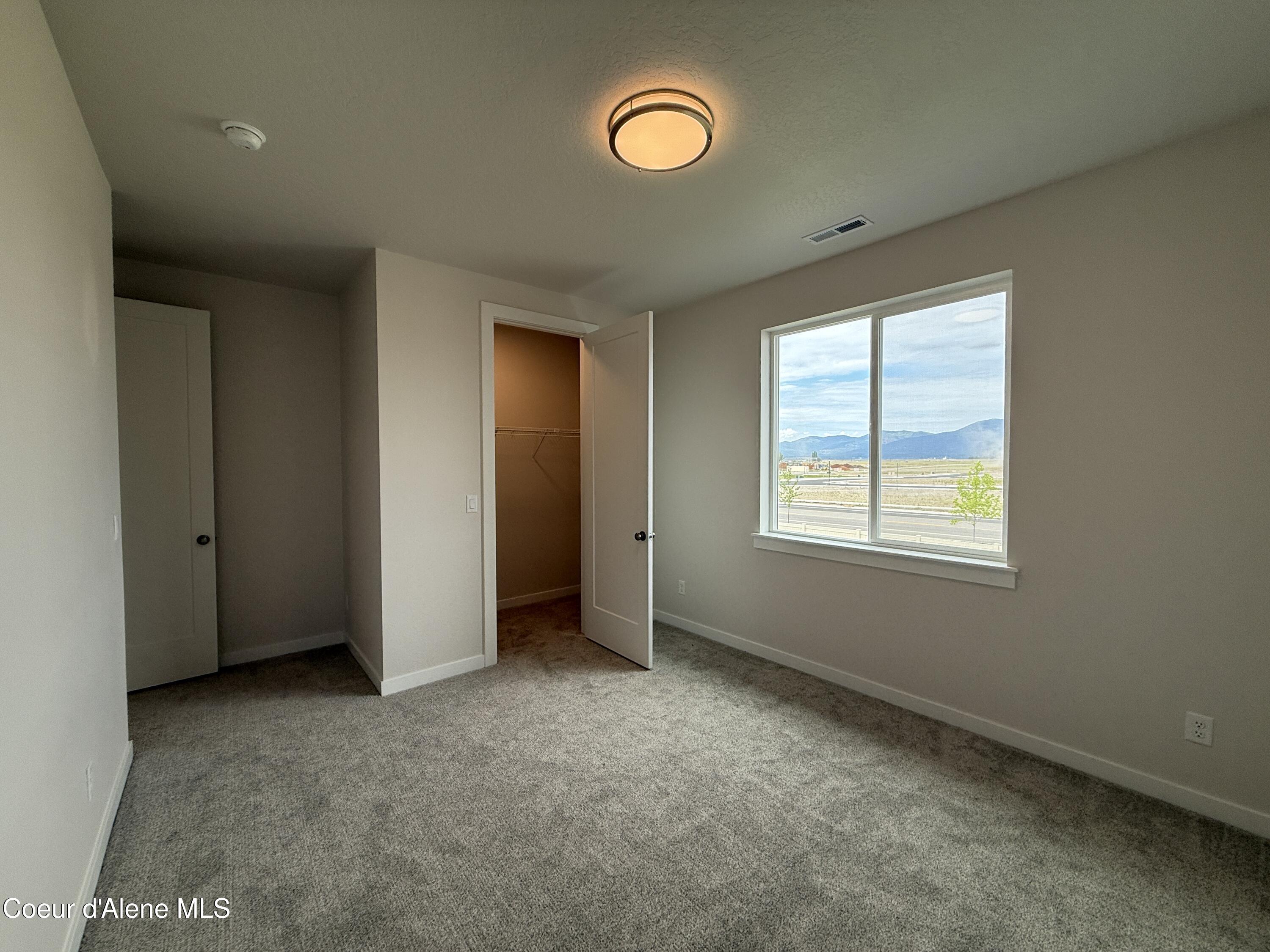 Post Falls, Idaho, 83854, United States, 4 Bedrooms Bedrooms, ,3 BathroomsBathrooms,Residential,For Sale,1927944