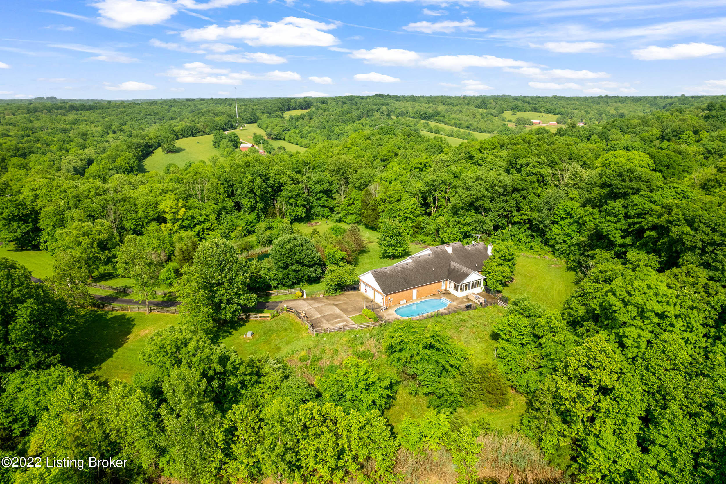 Pendleton, Kentucky, 40055, United States, 3 Bedrooms Bedrooms, ,2 BathroomsBathrooms,Residential,For Sale,1877377