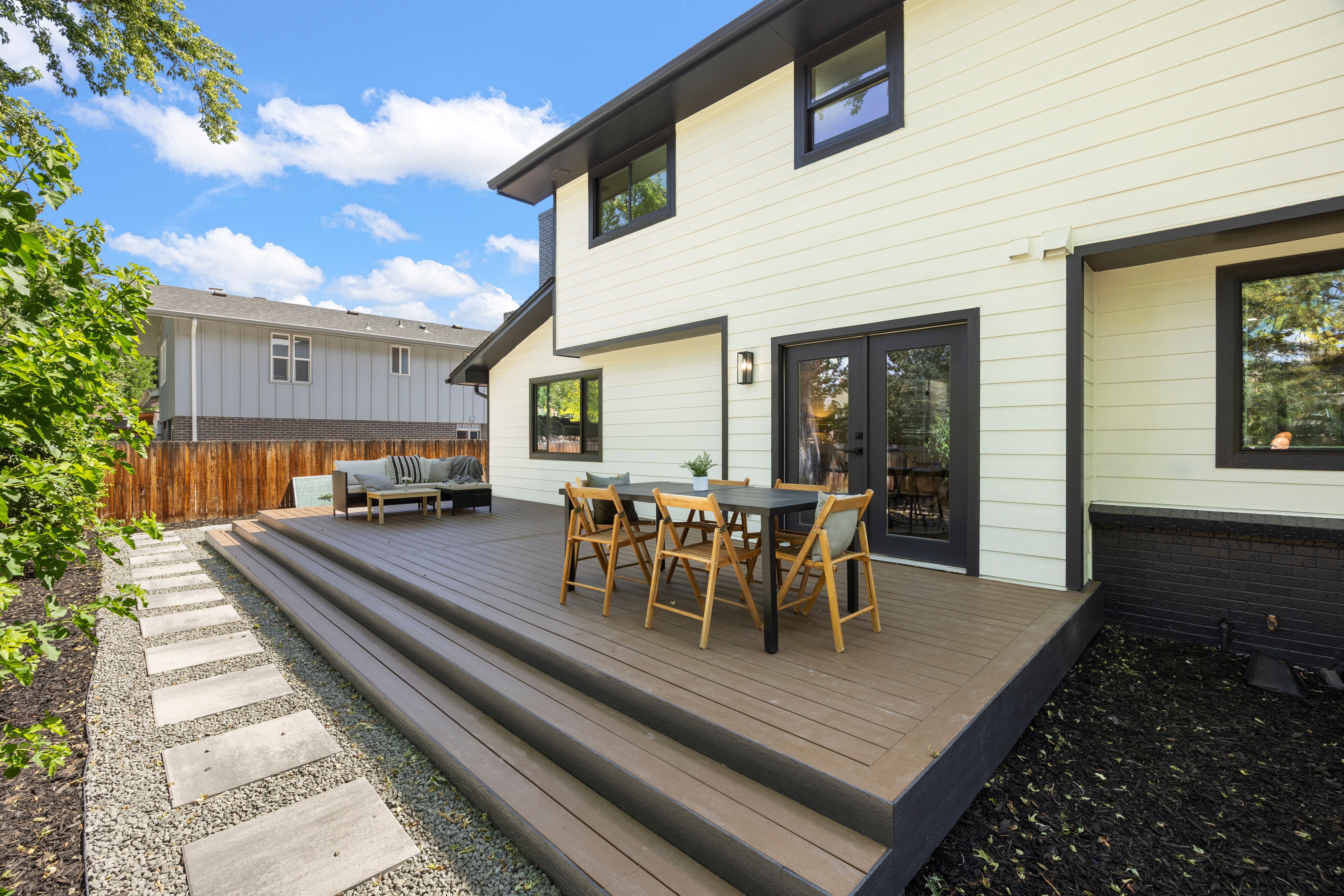  Extensively Renovated Pine Ridge Estate near Southmoor Park - 物件實景