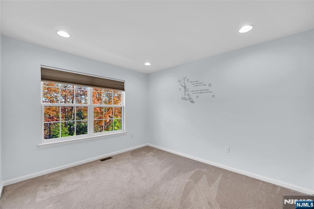 North Brunswick, New Jersey, 08902, United States, 3 Bedrooms Bedrooms, ,4 BathroomsBathrooms,Residential,For Sale,1987579