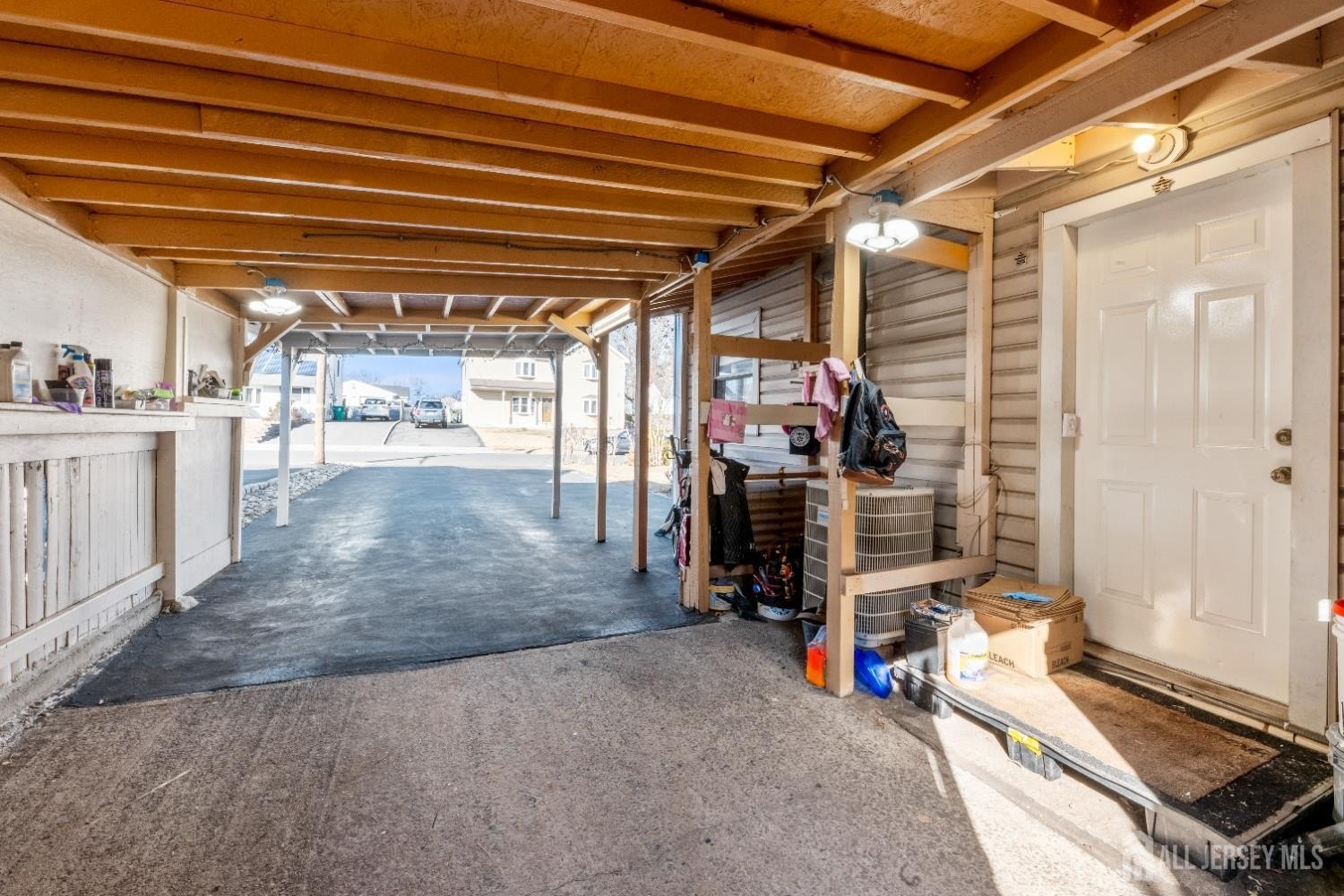 Edison, New Jersey, 08817, United States, 3 Bedrooms Bedrooms, ,2 BathroomsBathrooms,Residential,For Sale,2010060