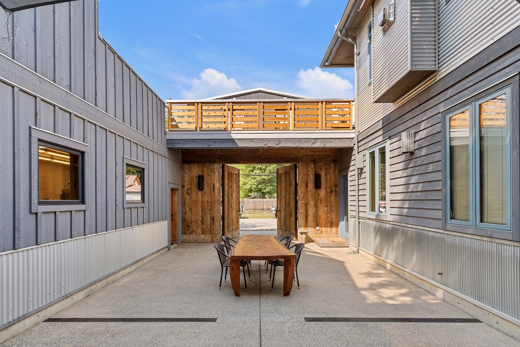  One Property. Countless Possibilities - 物件實景