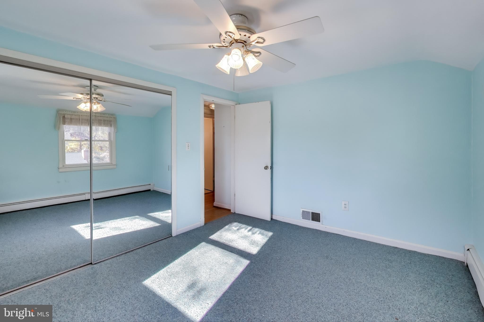 Cheverly, Maryland, 20785, United States, 5 Bedrooms Bedrooms, ,2 BathroomsBathrooms,Residential,For Sale,1990402