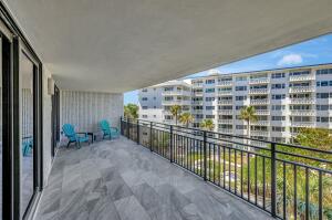 Hillsboro Beach, Florida, 33062, United States, 2 Bedrooms Bedrooms, ,3 BathroomsBathrooms,Residential,For Sale,1980984