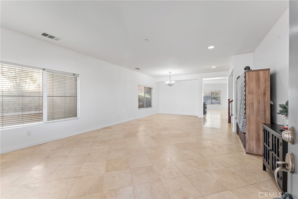 Riverside, California, 92501, United States, 5 Bedrooms Bedrooms, ,3 BathroomsBathrooms,Residential,For Sale,2003384