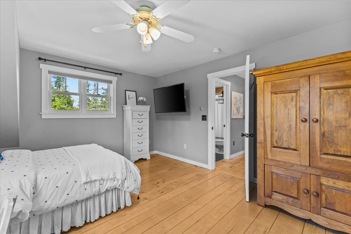 Stowe, Vermont, 05672, United States, 4 Bedrooms Bedrooms, ,3 BathroomsBathrooms,Residential,For Sale,1939915