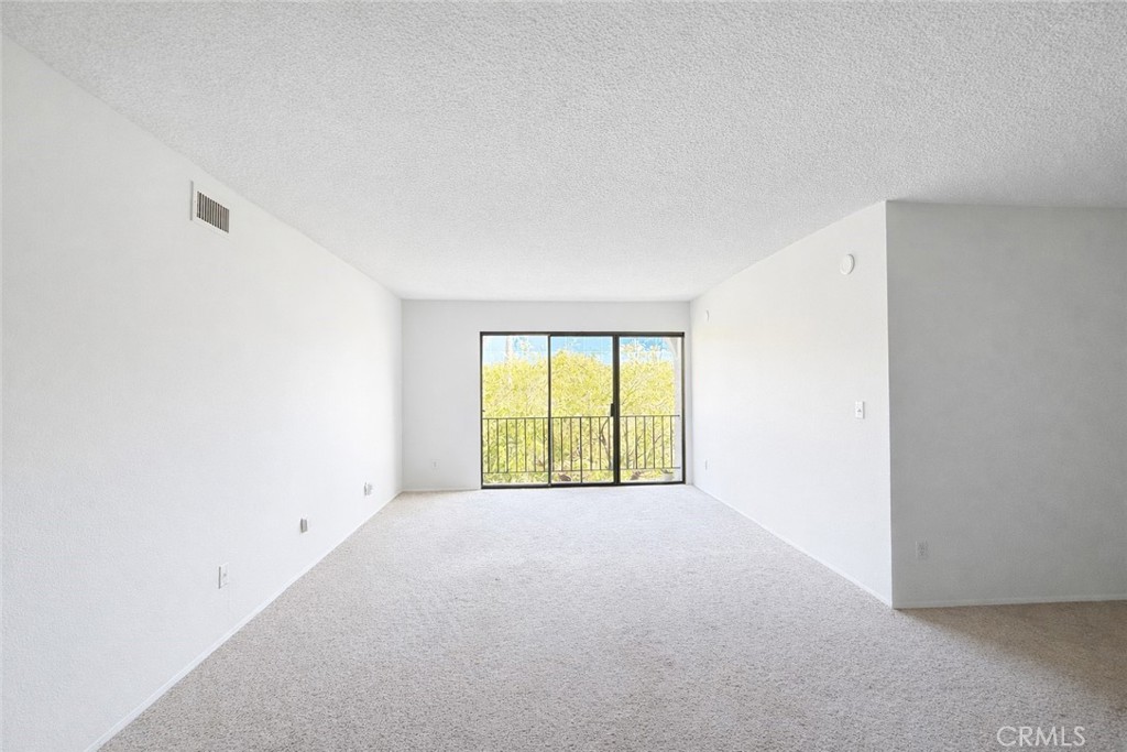 San Diego, California, 92103, United States, 2 Bedrooms Bedrooms, ,1 BathroomBathrooms,Residential,For Sale,2007825