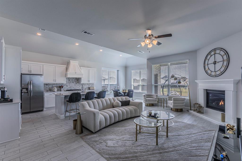 Anna, Texas, 75409, United States, 5 Bedrooms Bedrooms, ,4 BathroomsBathrooms,Residential,For Sale,2033214