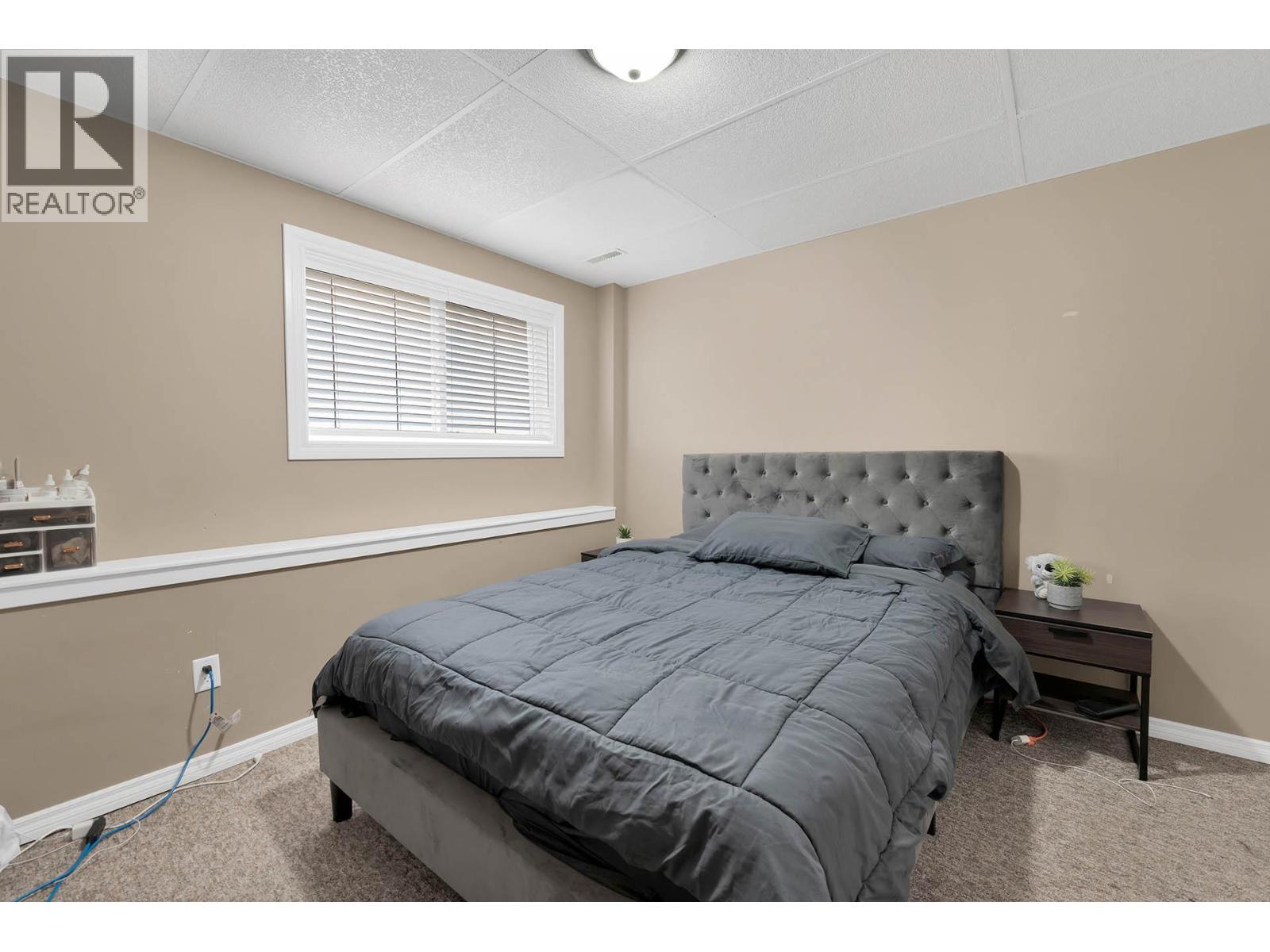 KAMLOOPS, British Columbia, V1S 1W2, CA, 6 Bedrooms Bedrooms, ,4 BathroomsBathrooms,Residential,For Sale,1950563