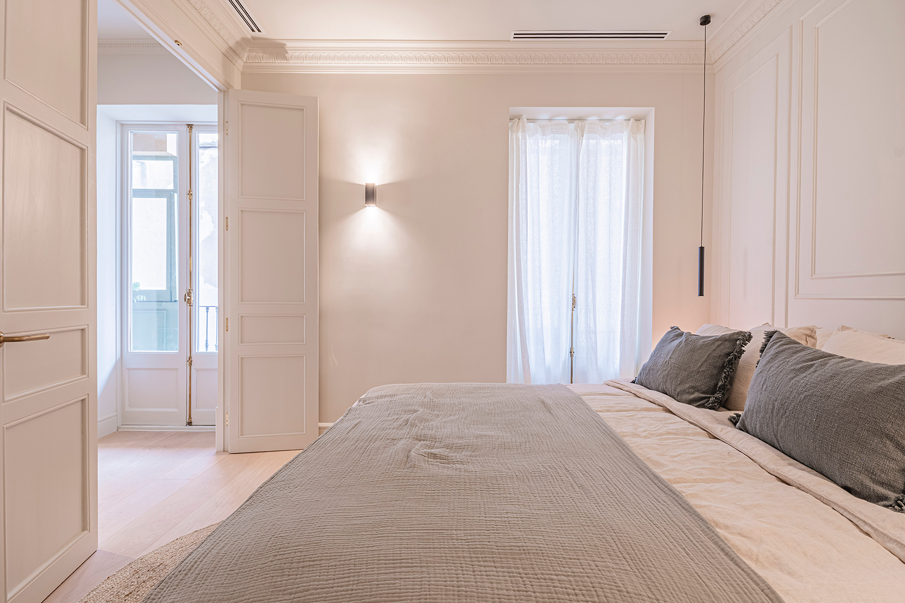  Designer Upper-Floor Apartment with Private Terrace in the Quadrat d’Or - 物件實景