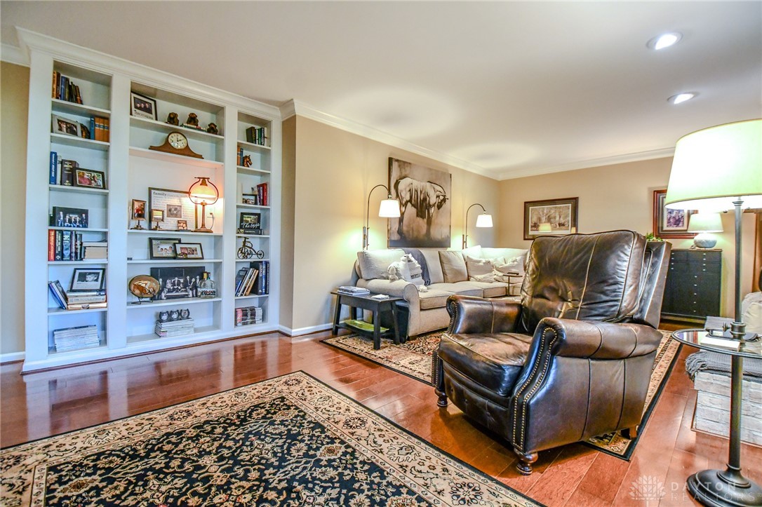 Washington Twp, Ohio, 45458, United States, 4 Bedrooms Bedrooms, ,4 BathroomsBathrooms,Residential,For Sale,1987558