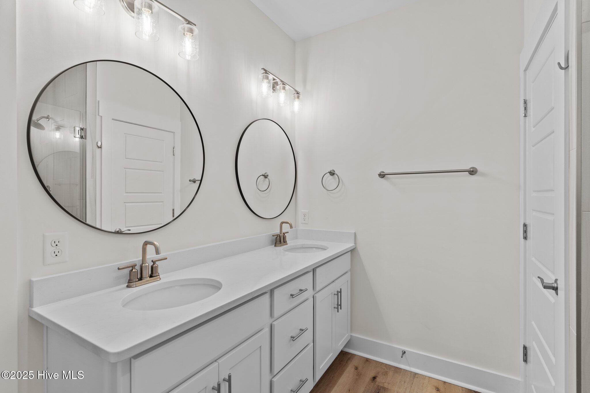 Carolina Beach, North Carolina, 28428, United States, 3 Bedrooms Bedrooms, ,2 BathroomsBathrooms,Residential,For Sale,1931980